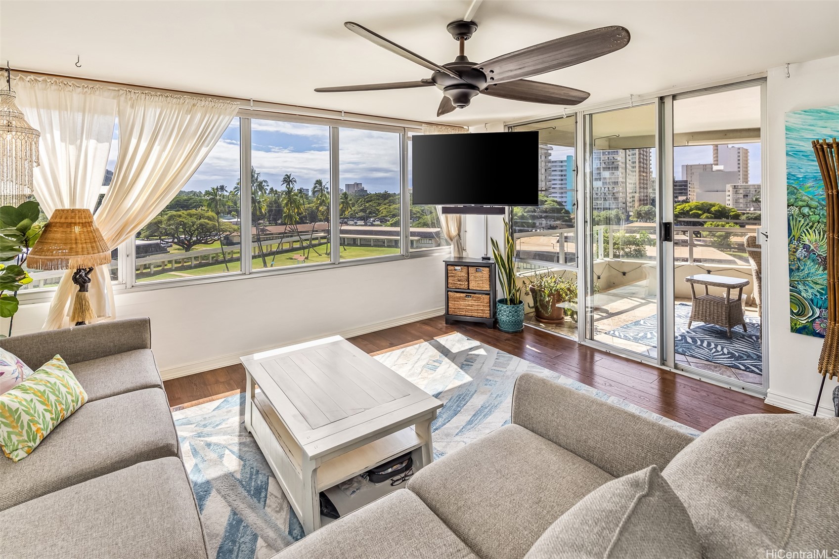 2600 Pualani Way 601