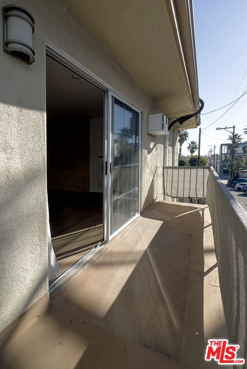 1144 10th St Unit: 10