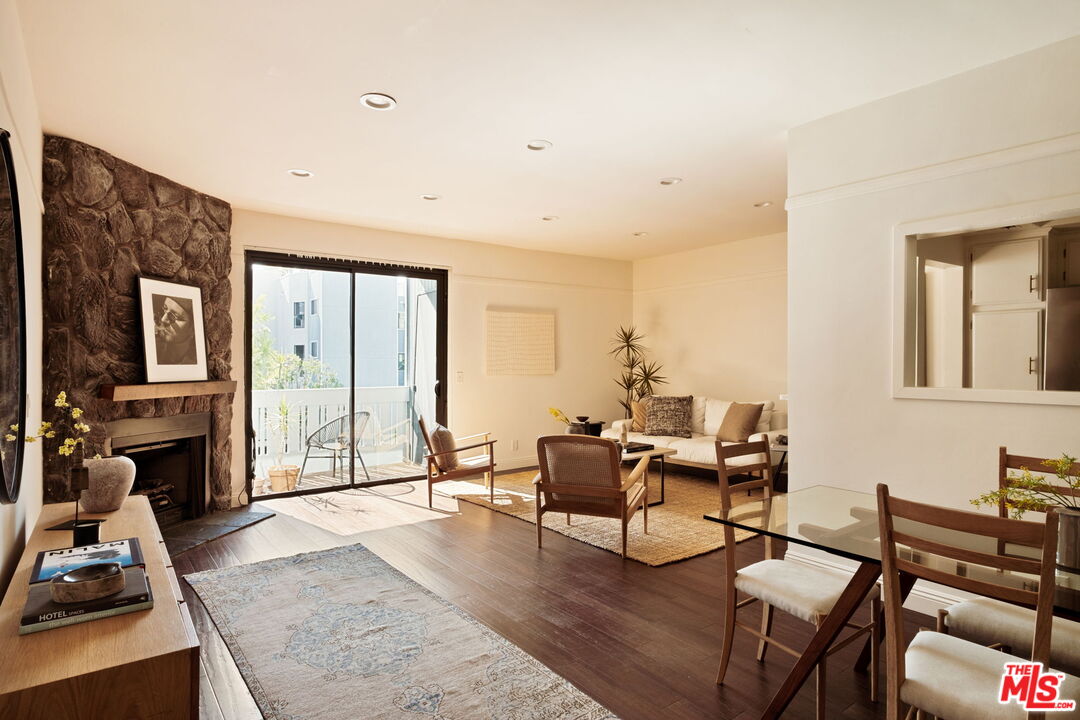 8160 Manitoba St Unit: 216