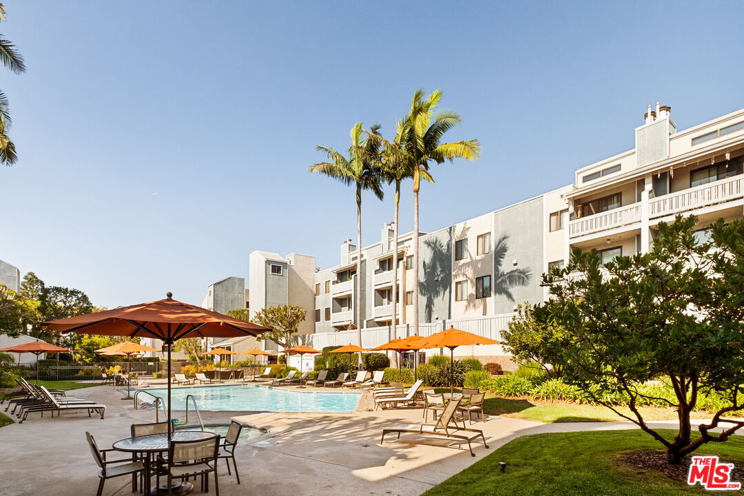 8160 Manitoba St Unit: 216