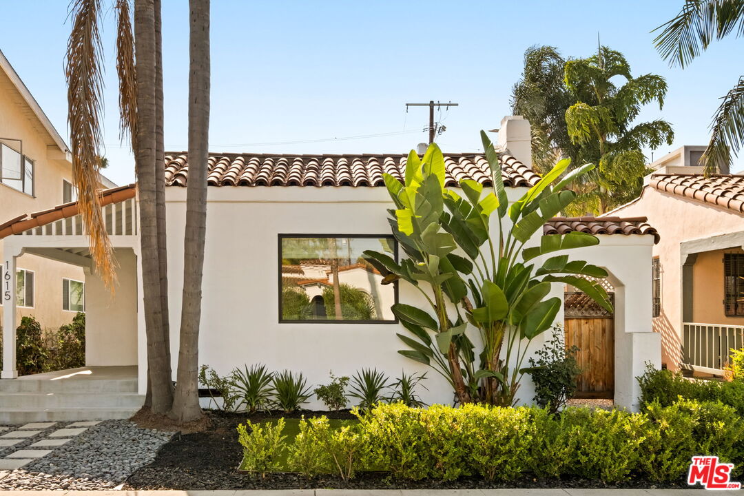 1615 S Crescent Heights Blvd