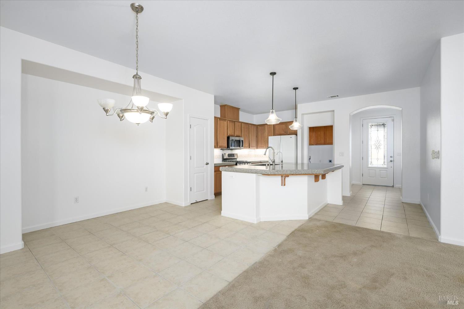 1073 Villaggio Circle