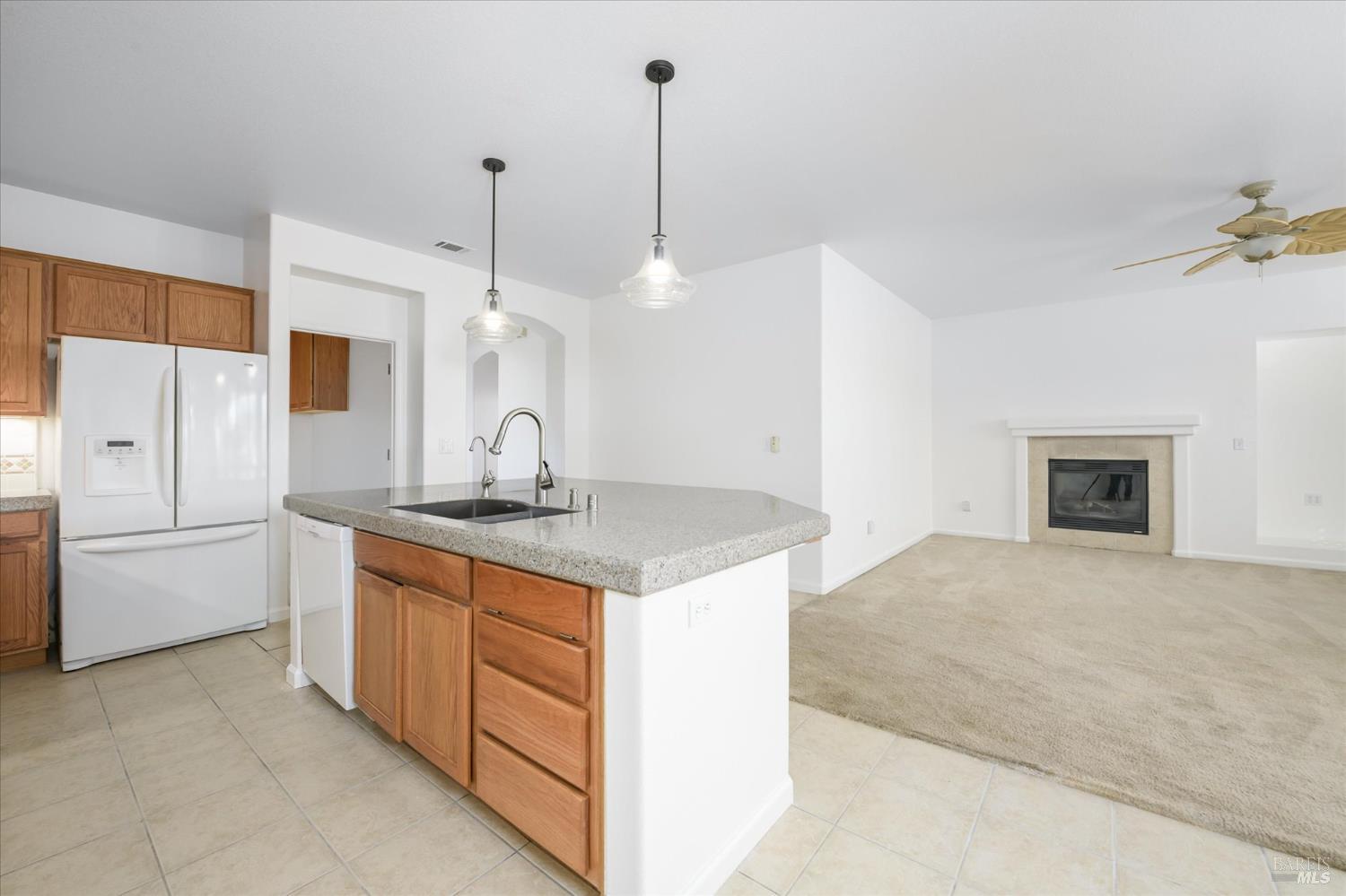 1073 Villaggio Circle