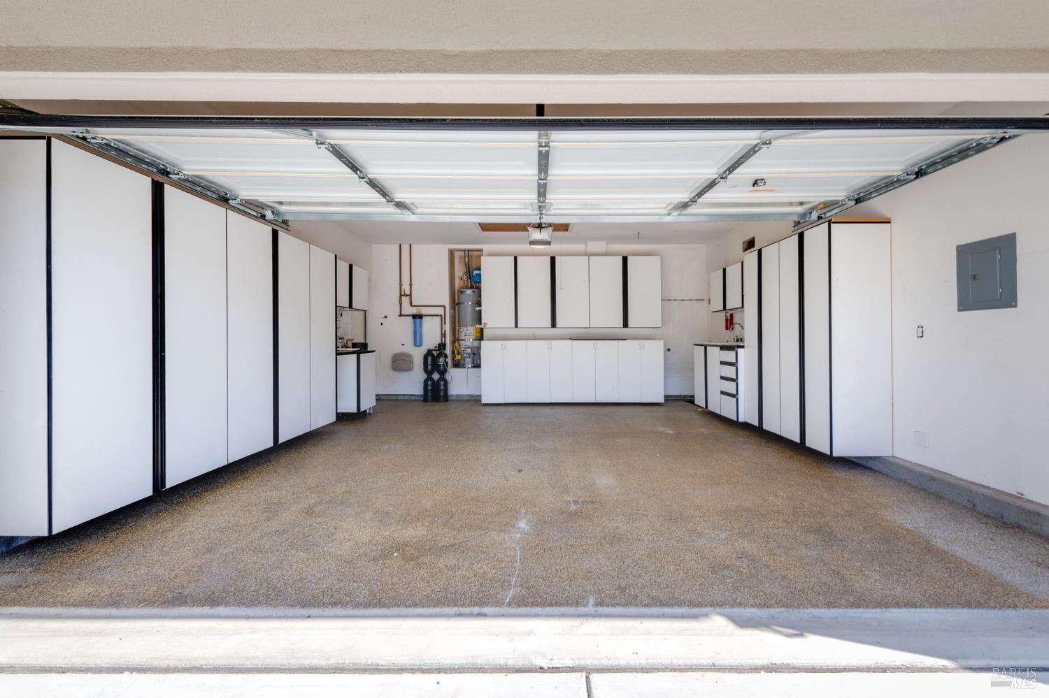 1073 Villaggio Circle