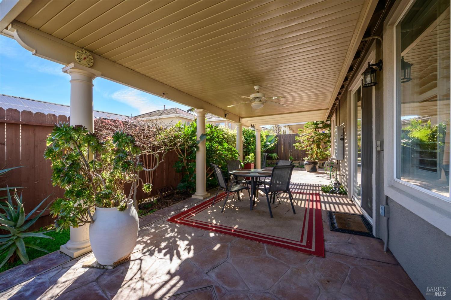 1073 Villaggio Circle