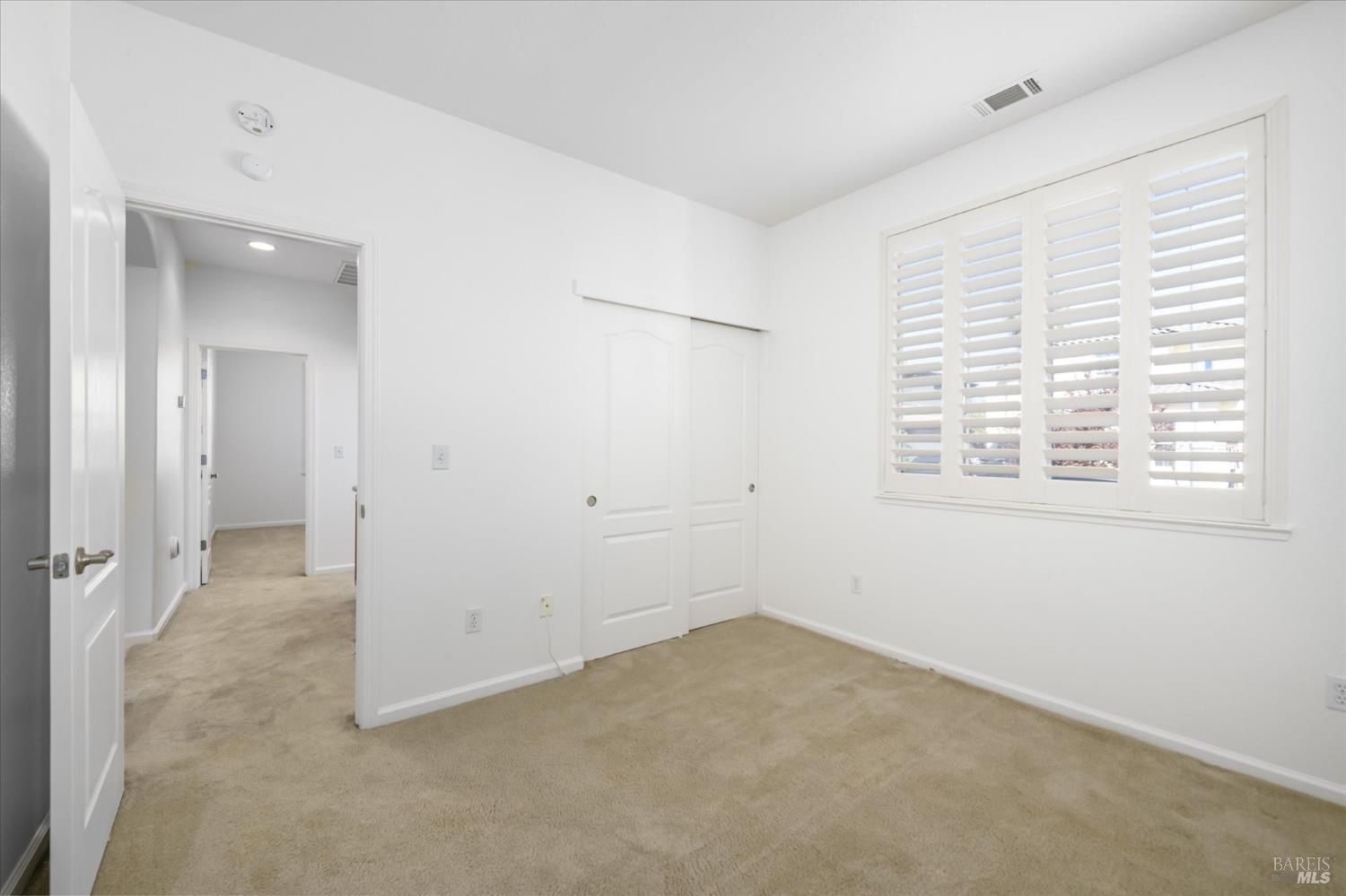 1073 Villaggio Circle