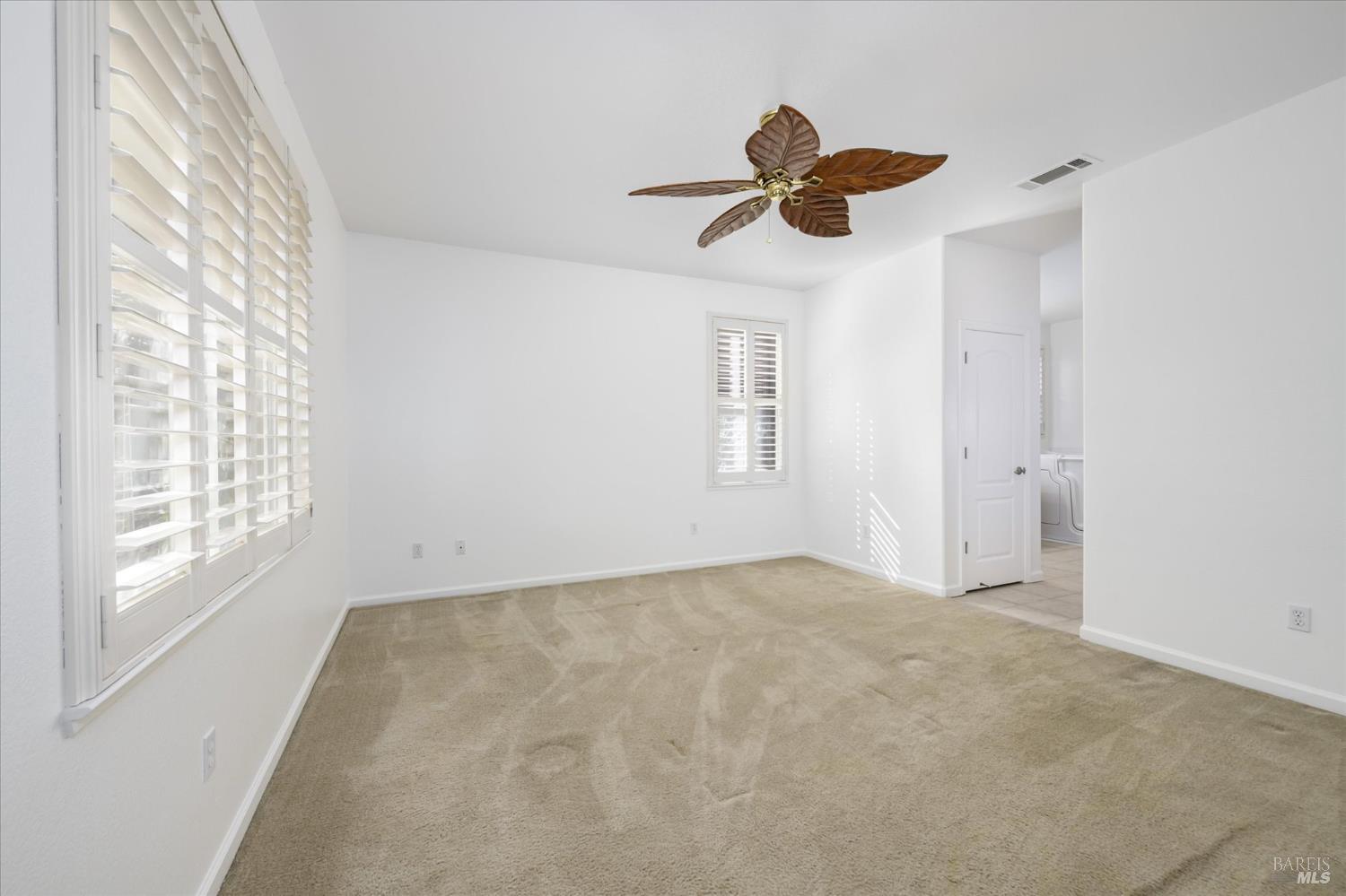 1073 Villaggio Circle