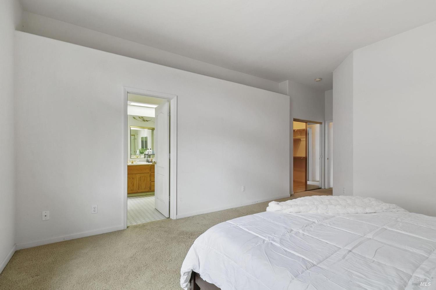 2361 Mountain View Court