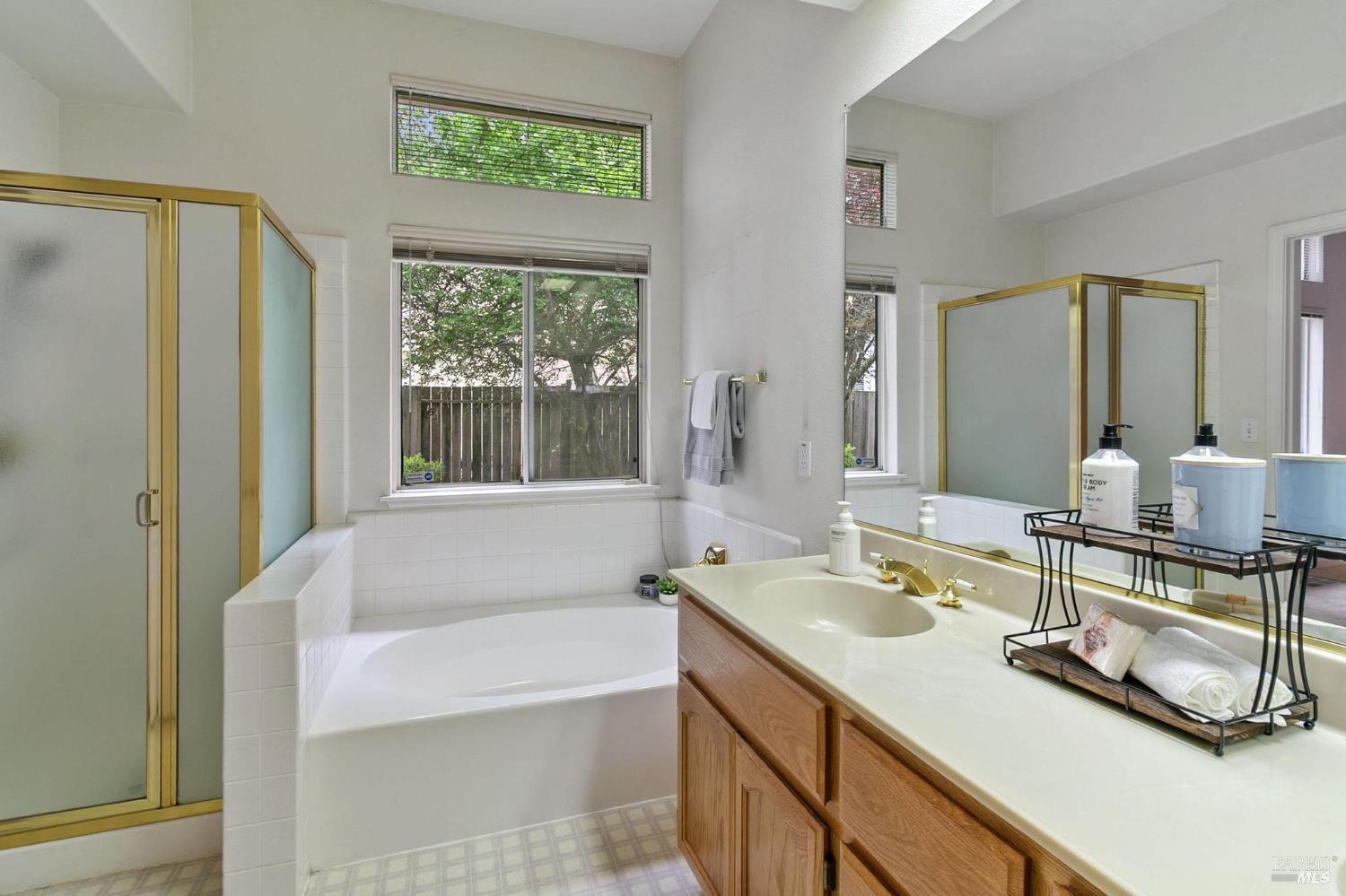 2361 Mountain View Court