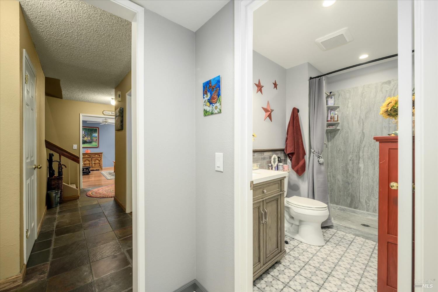 3205 Mustang Circle