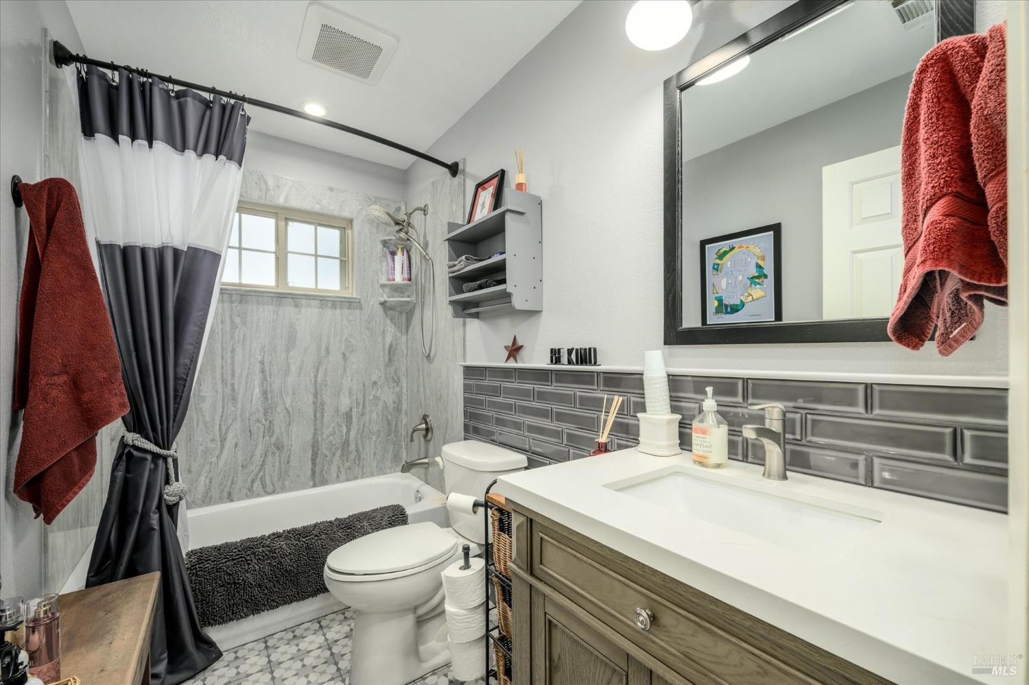 3205 Mustang Circle