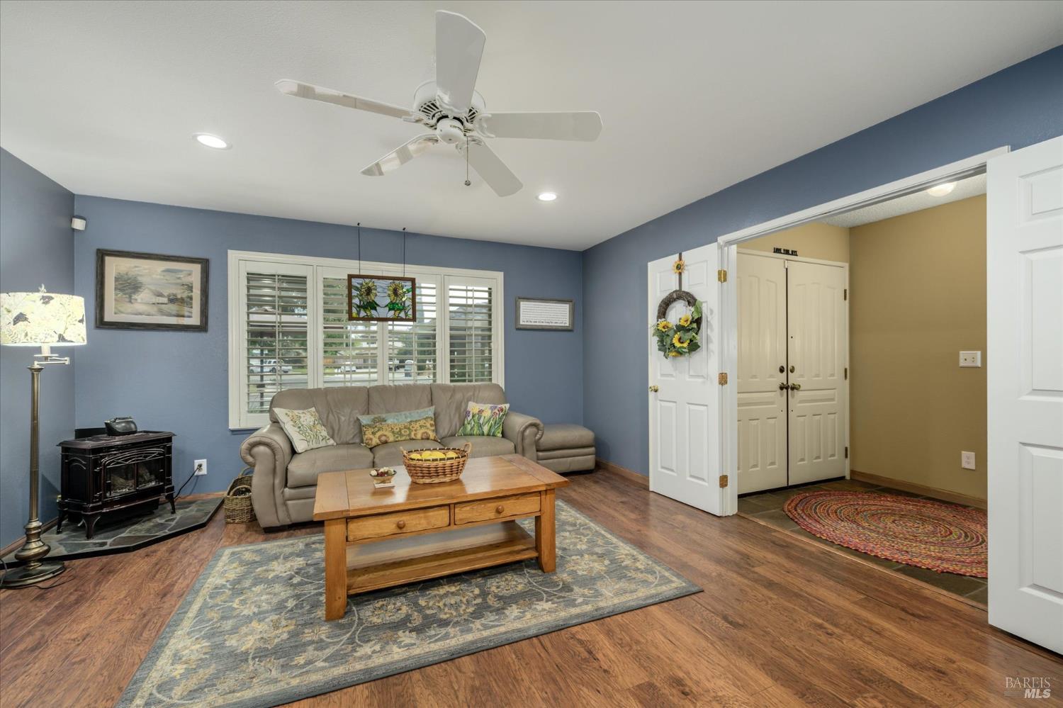 3205 Mustang Circle