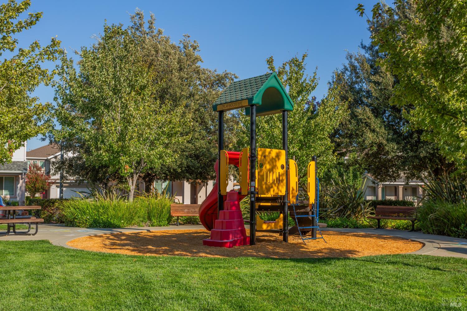 1125 Strawberry Lane