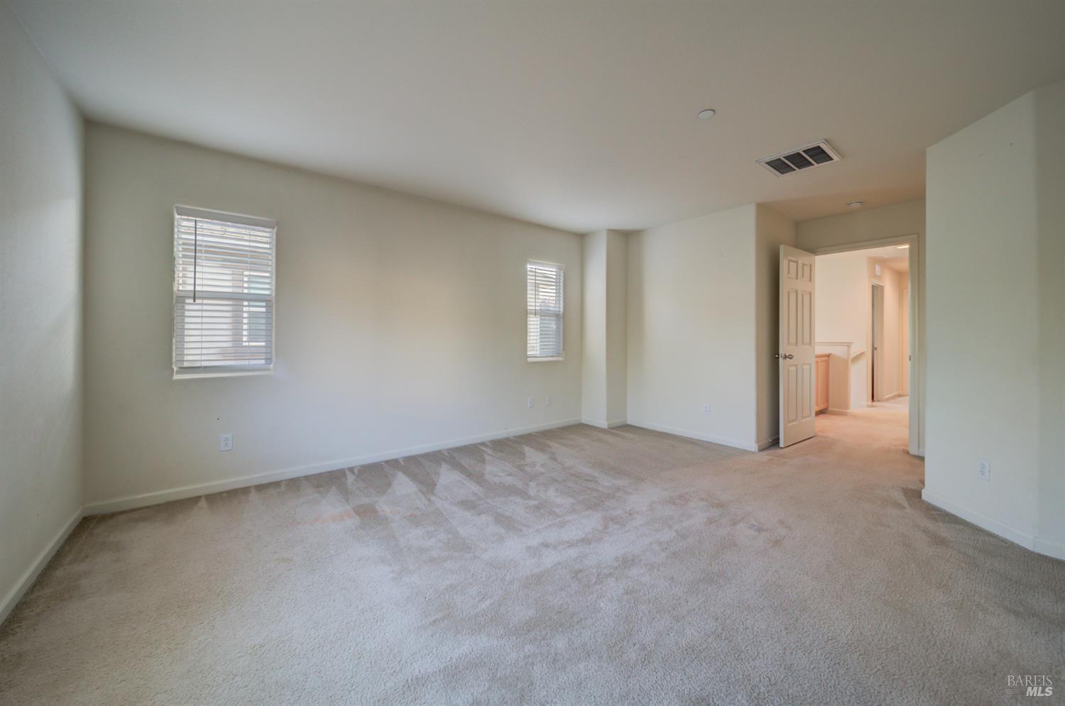 1125 Strawberry Lane