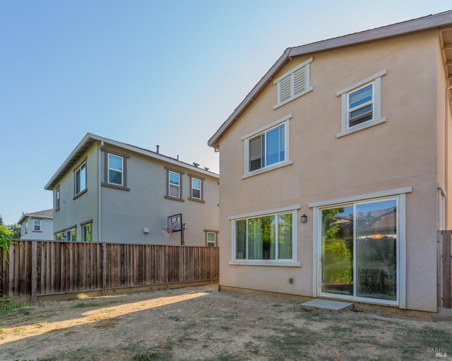 1125 Strawberry Lane