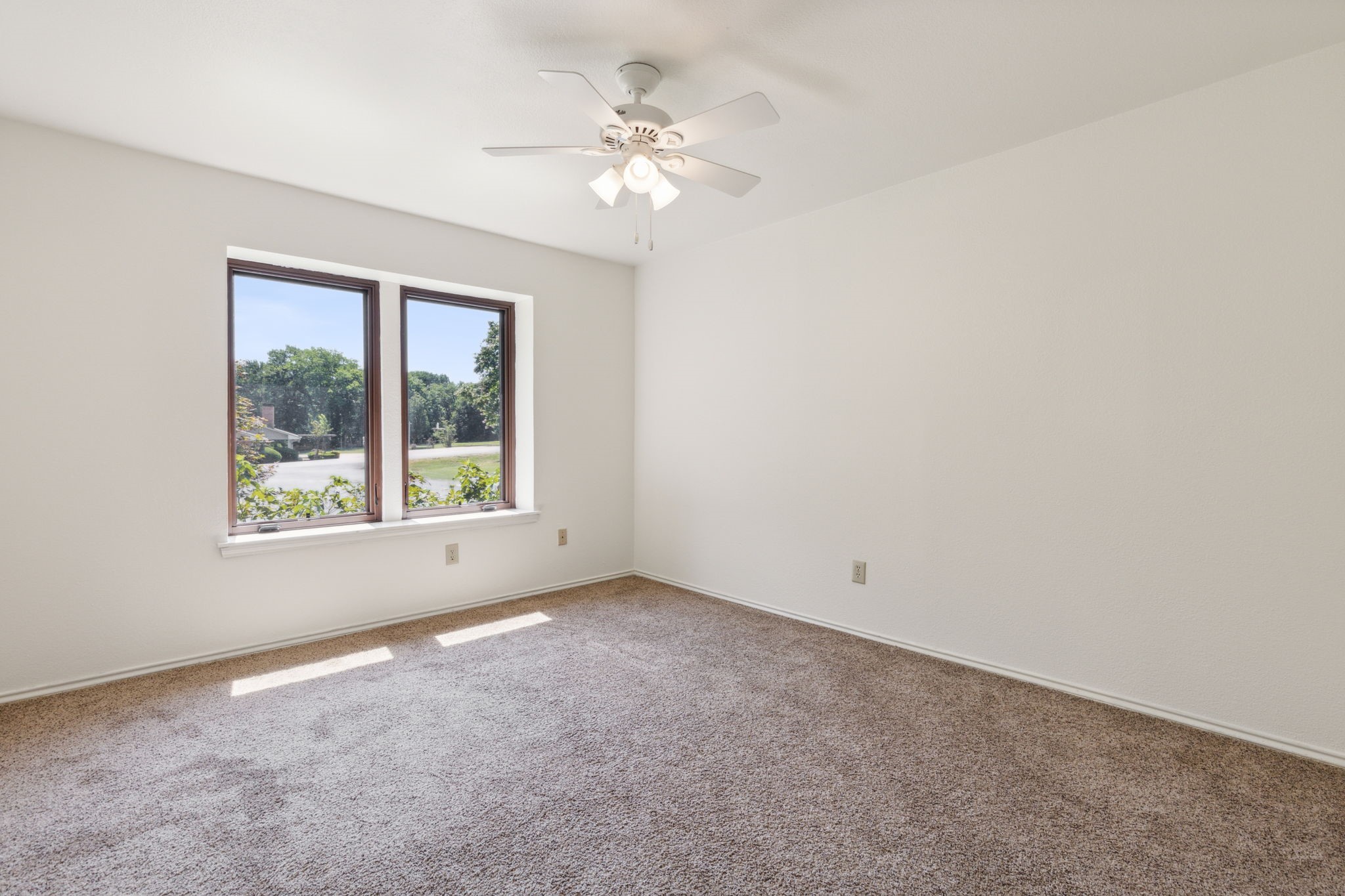 12 Woodmoor Drive