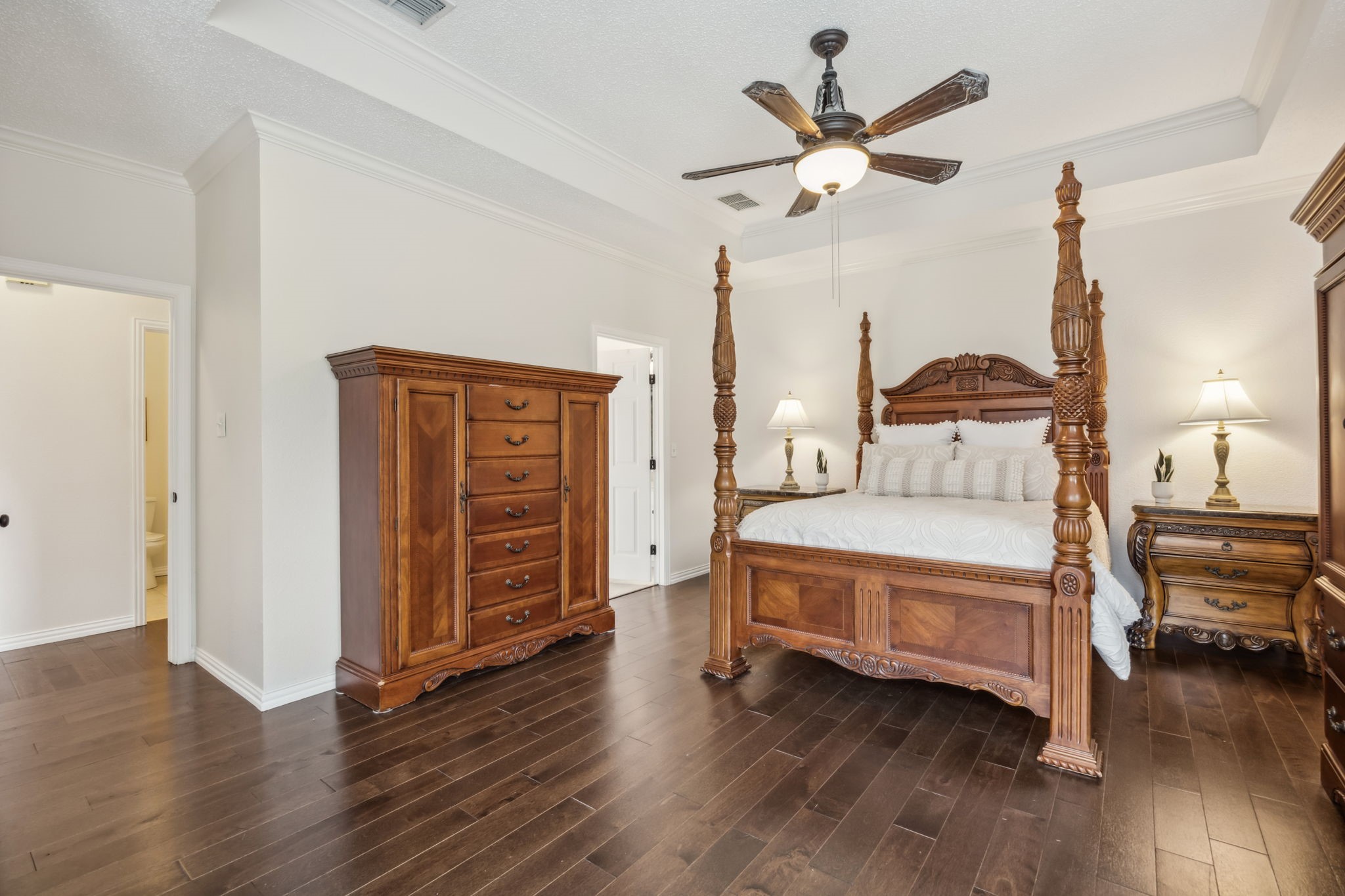 2933 Willowdale Court
