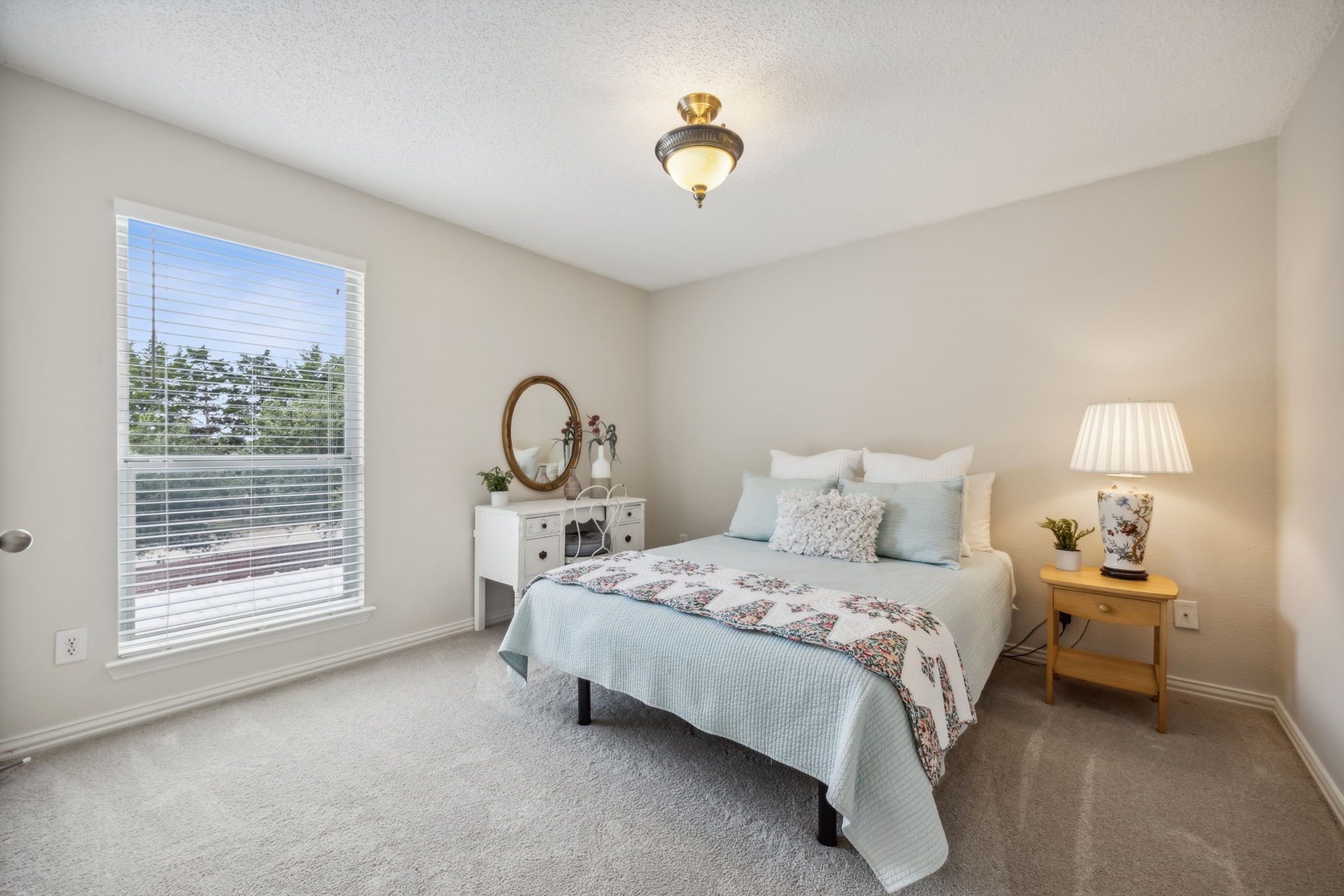 2933 Willowdale Court