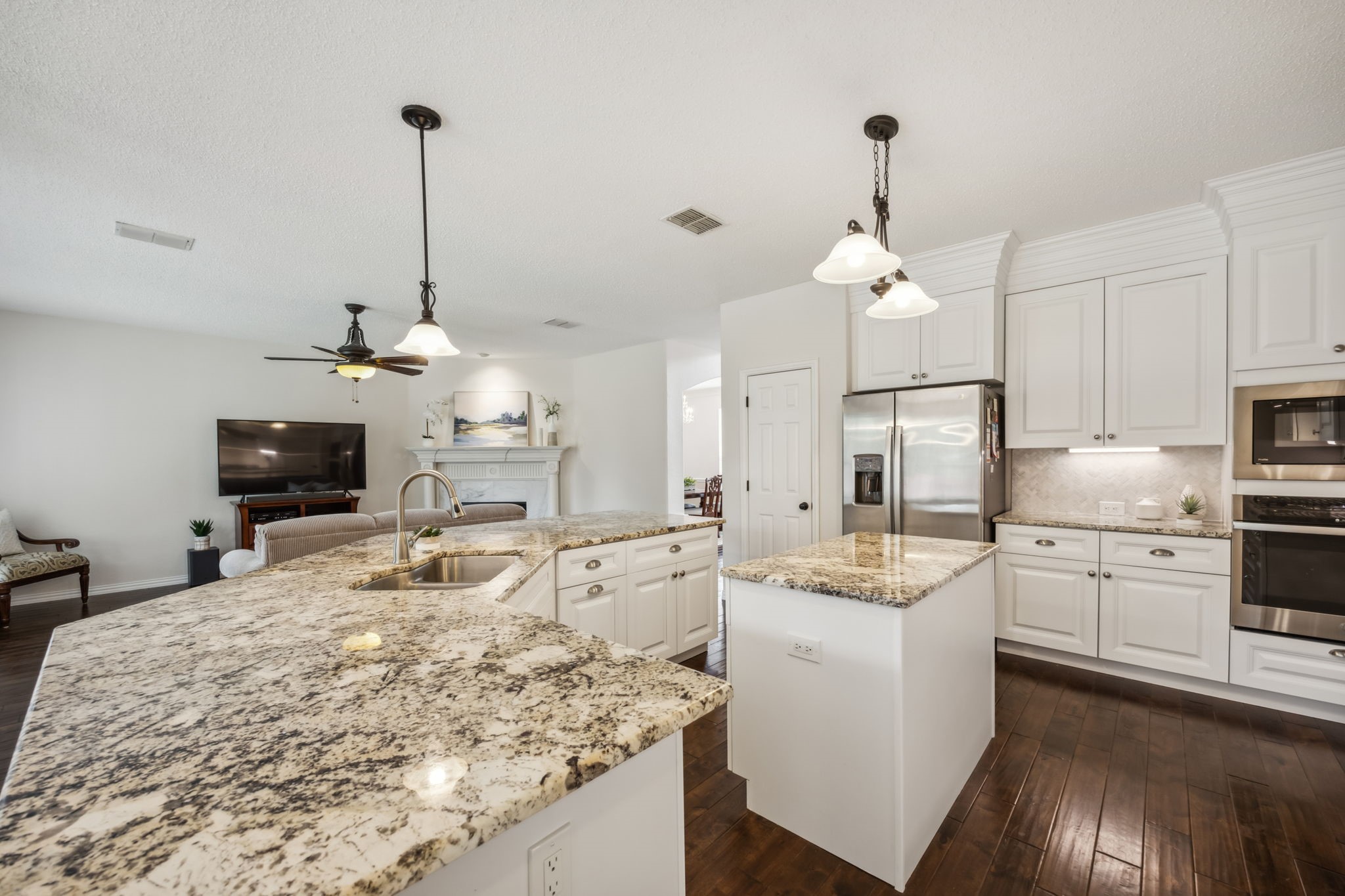 2933 Willowdale Court