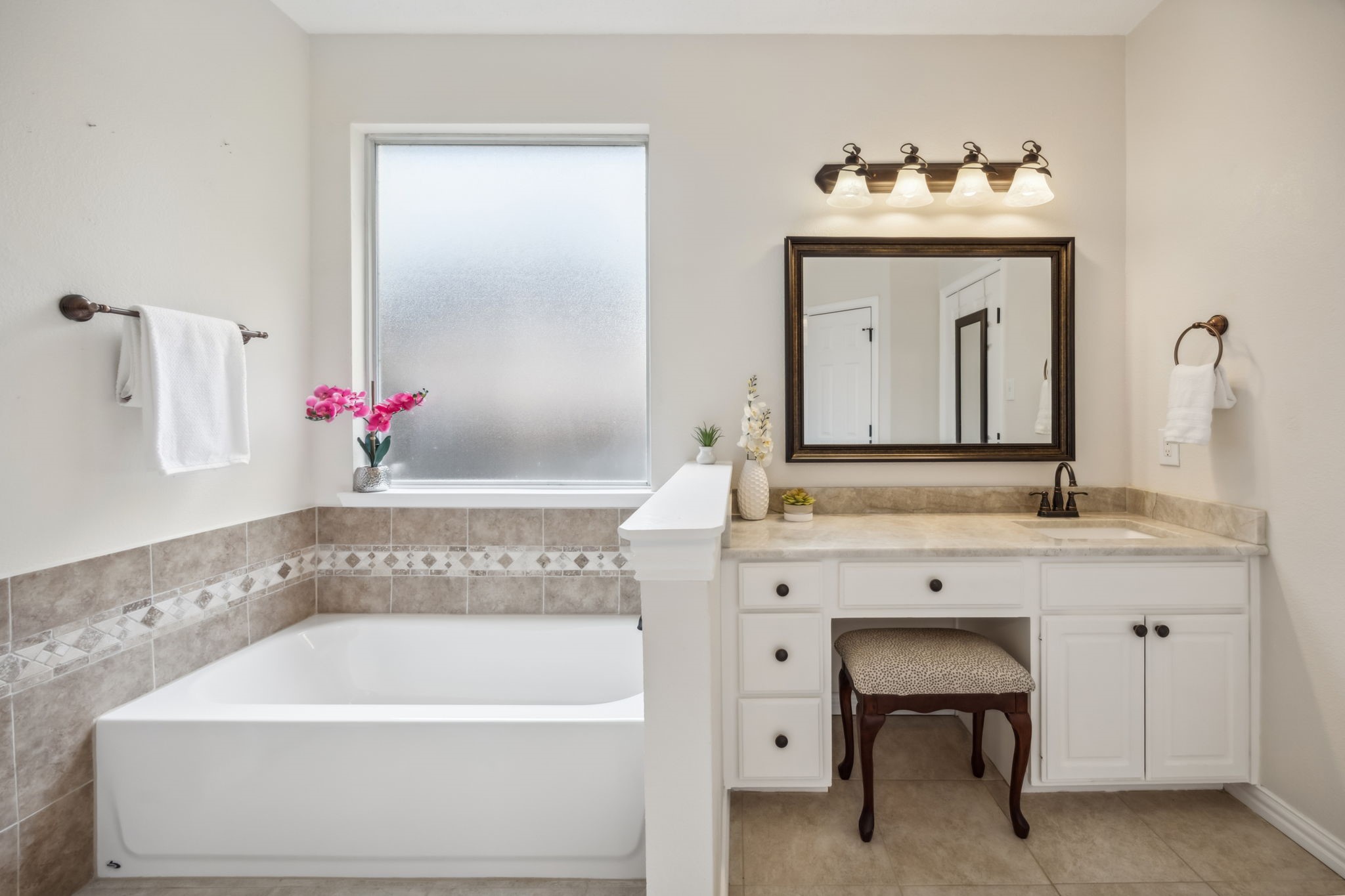 2933 Willowdale Court