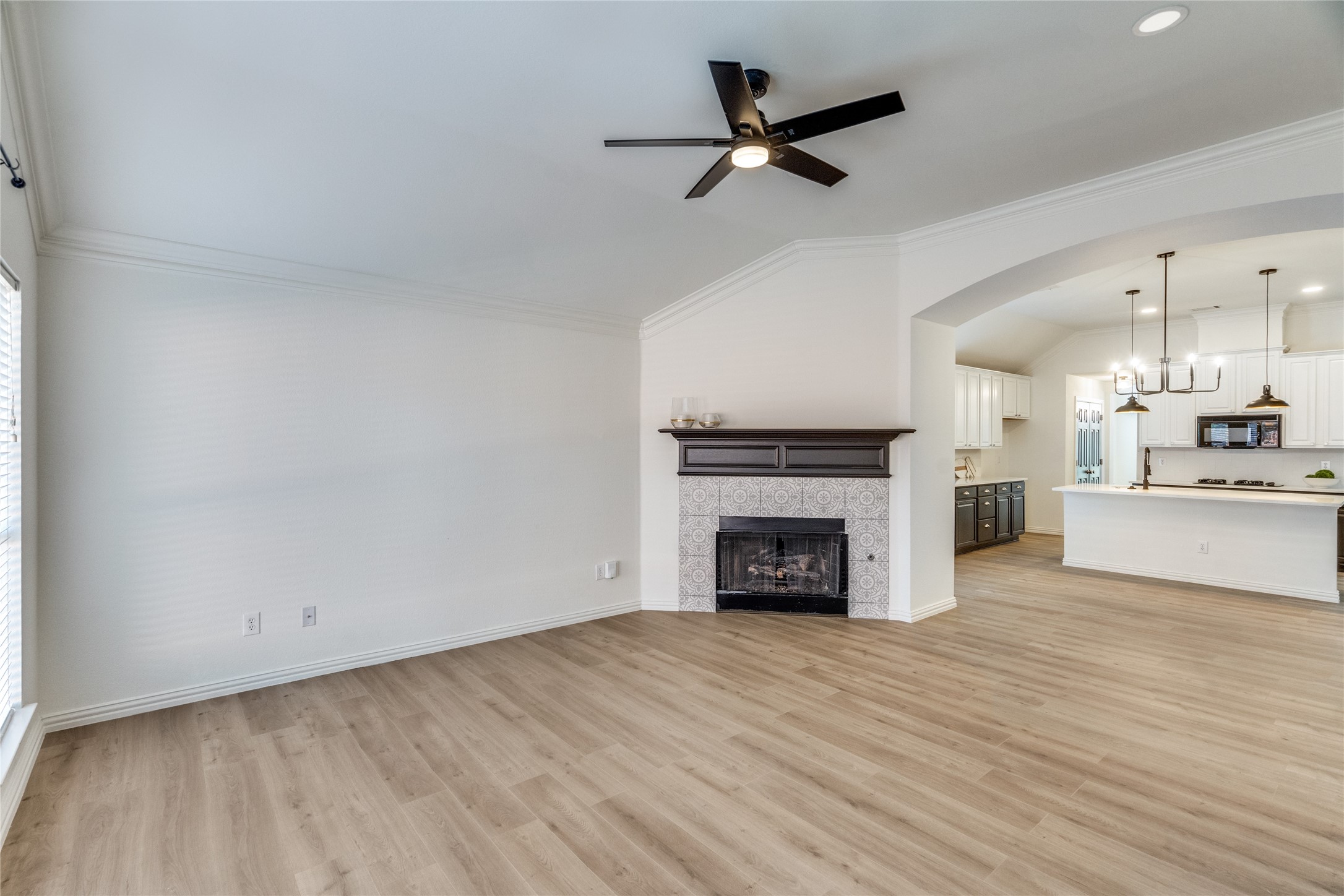 1607 Buckthorne Drive