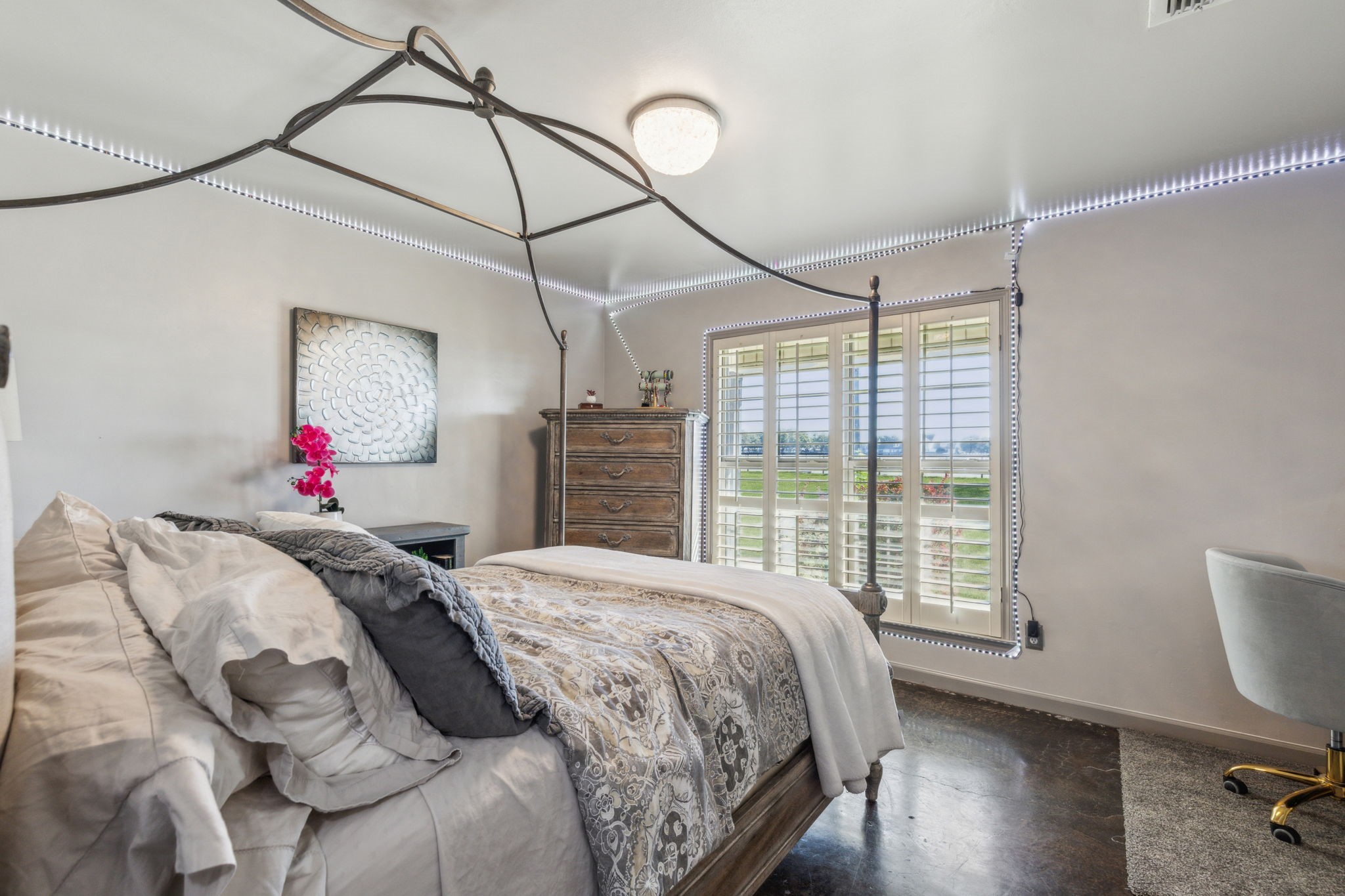 3611 Hogge Drive