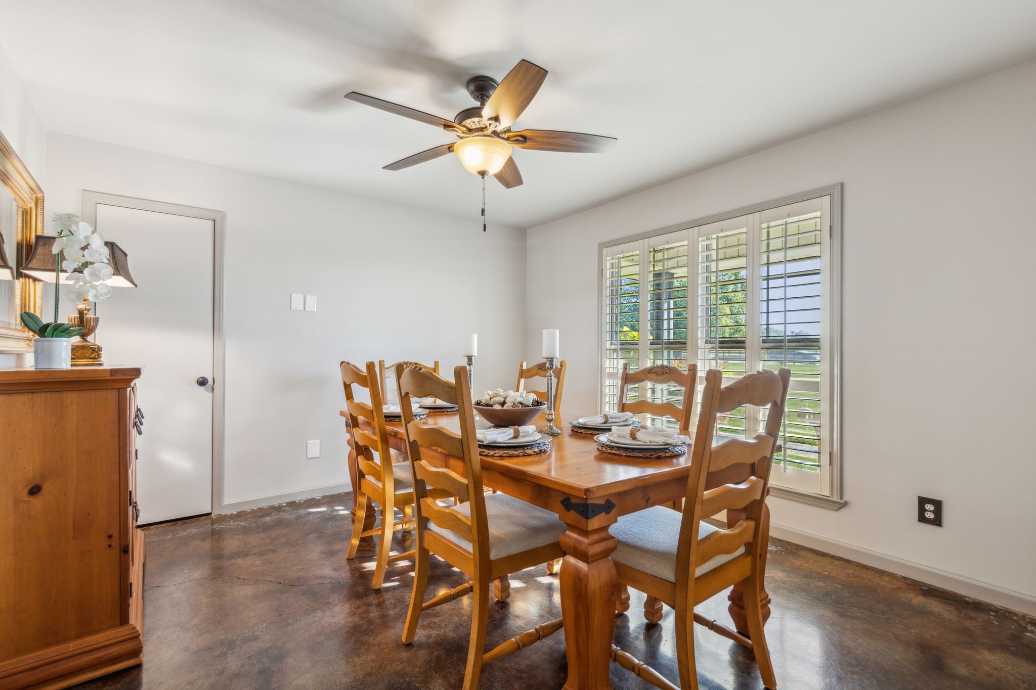 3611 Hogge Drive