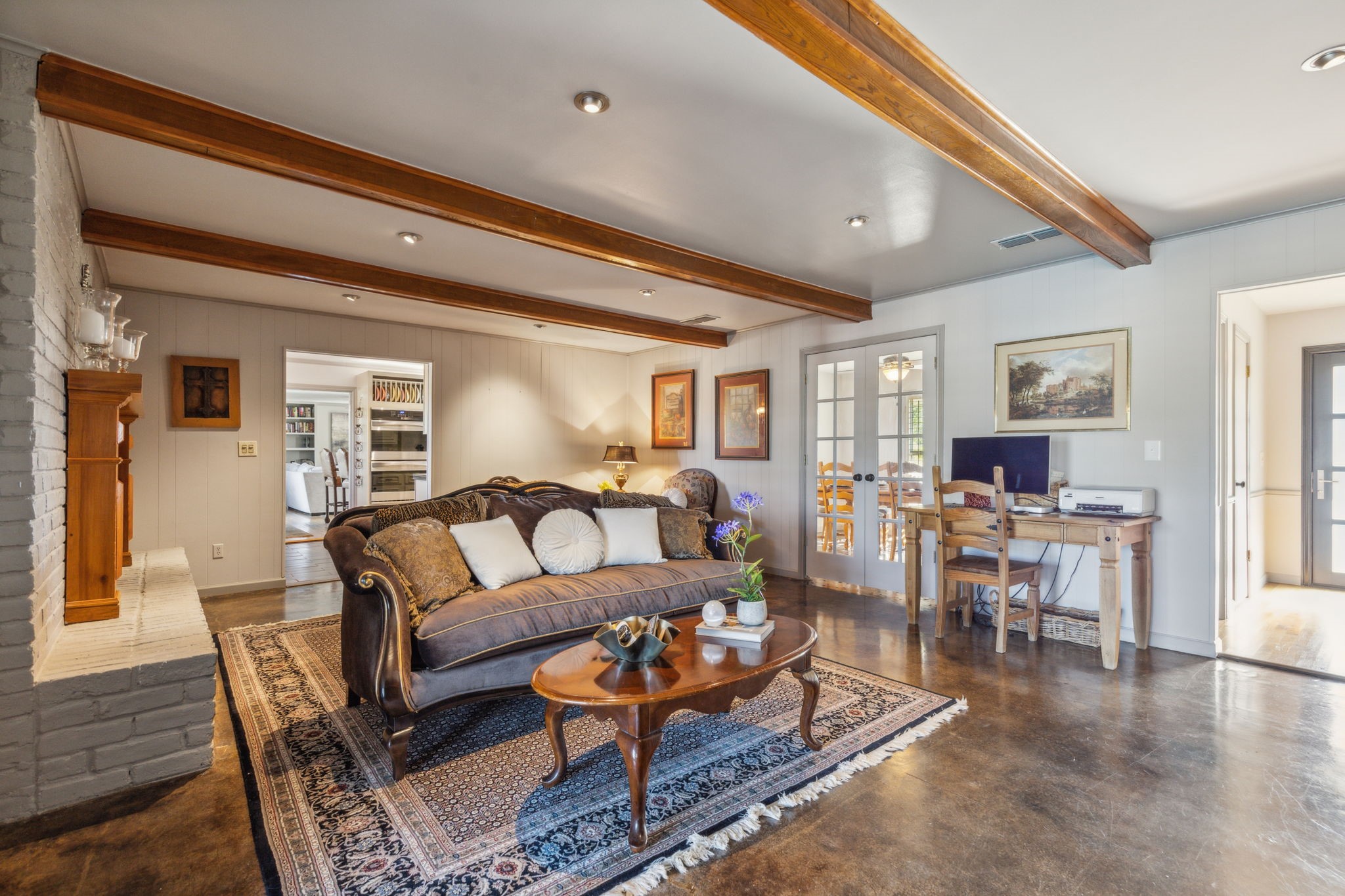 3611 Hogge Drive