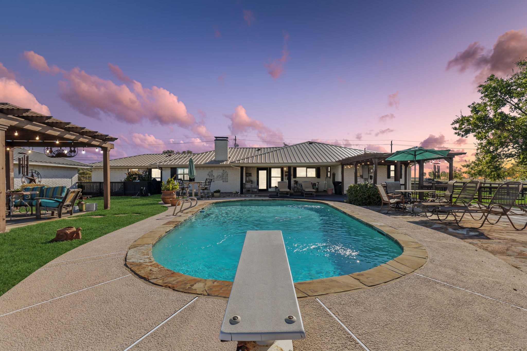 3611 Hogge Drive