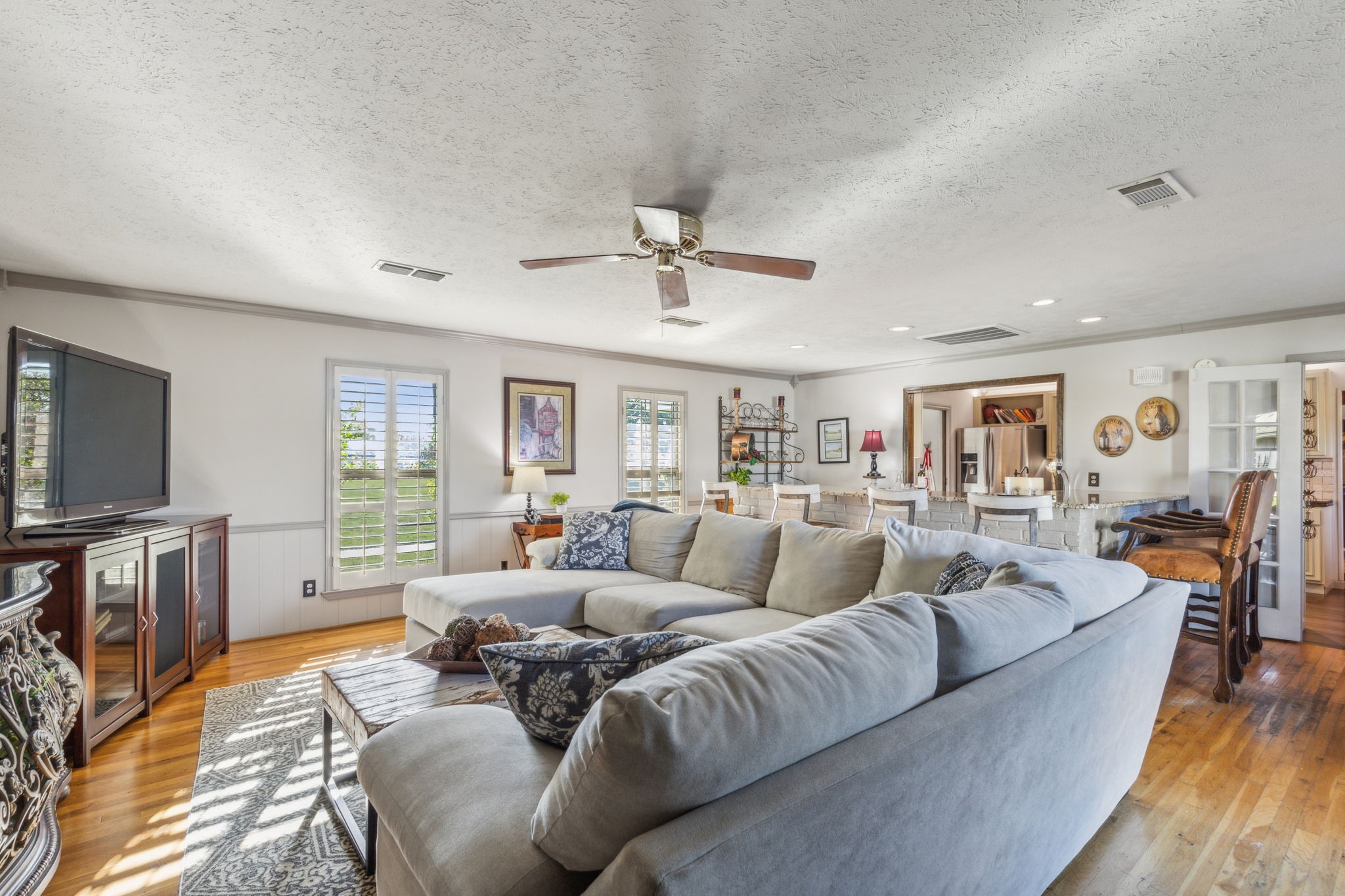 3611 Hogge Drive