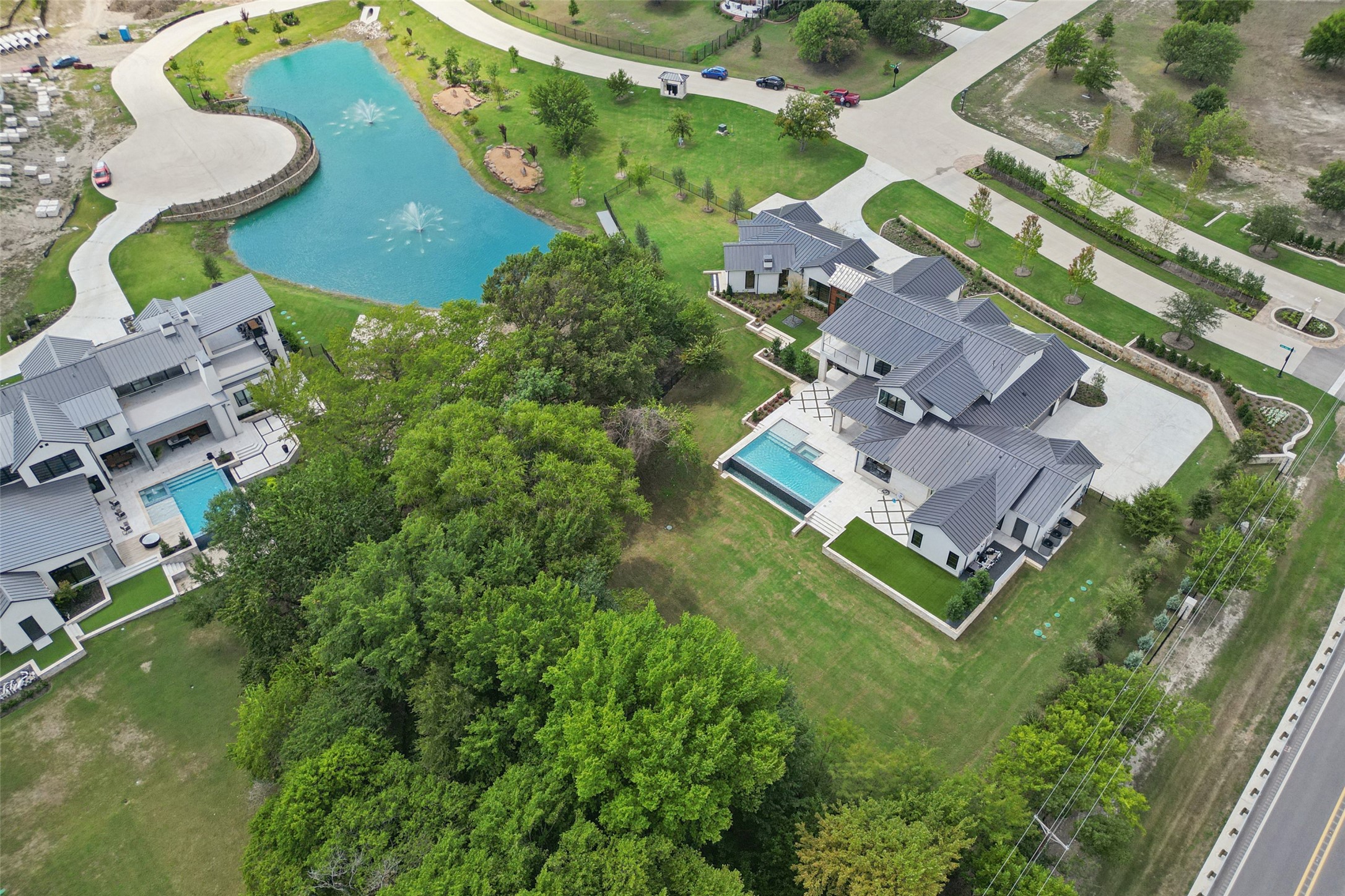 970 Twin Oaks Drive