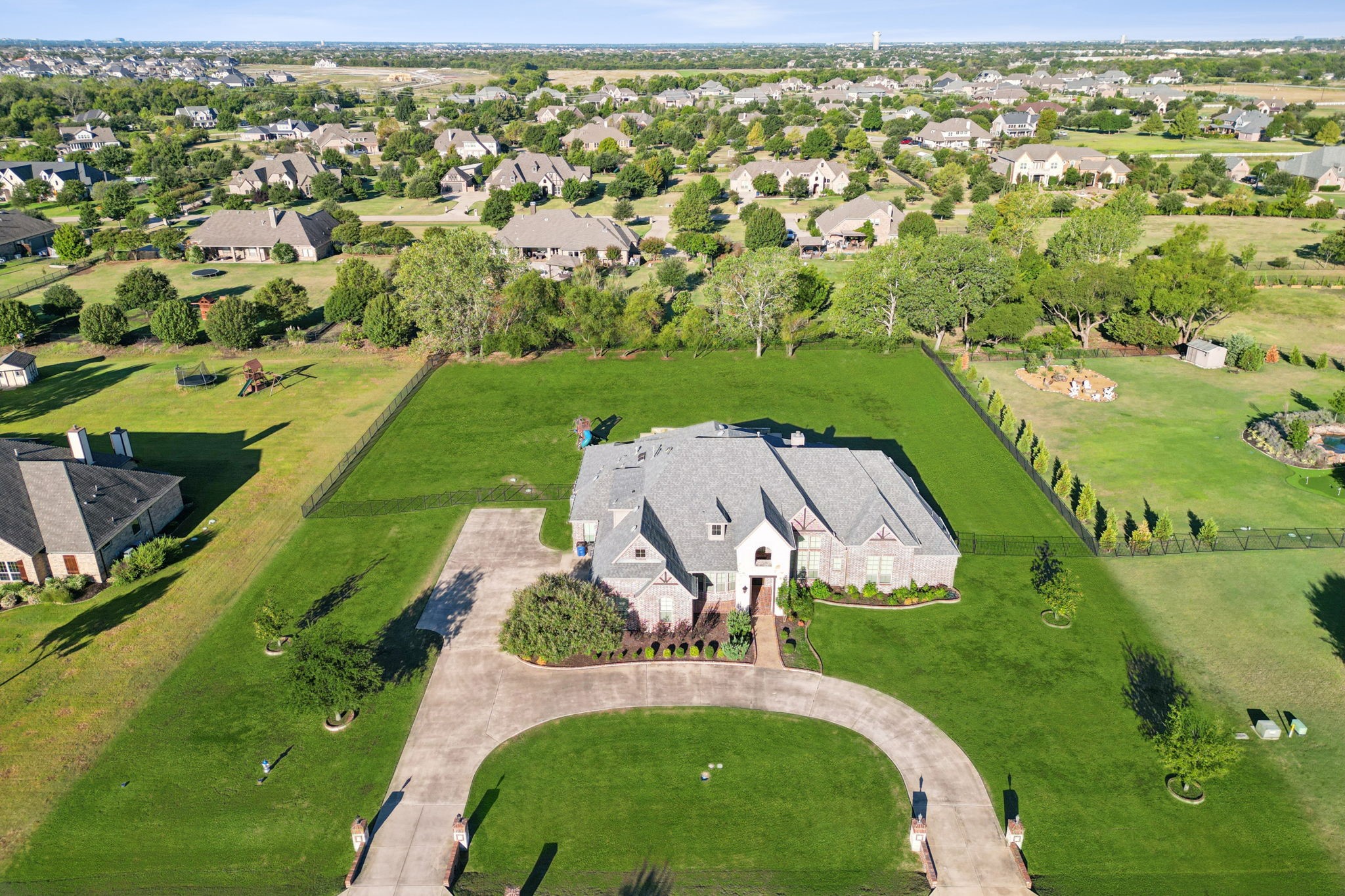 222 Rockland Trail