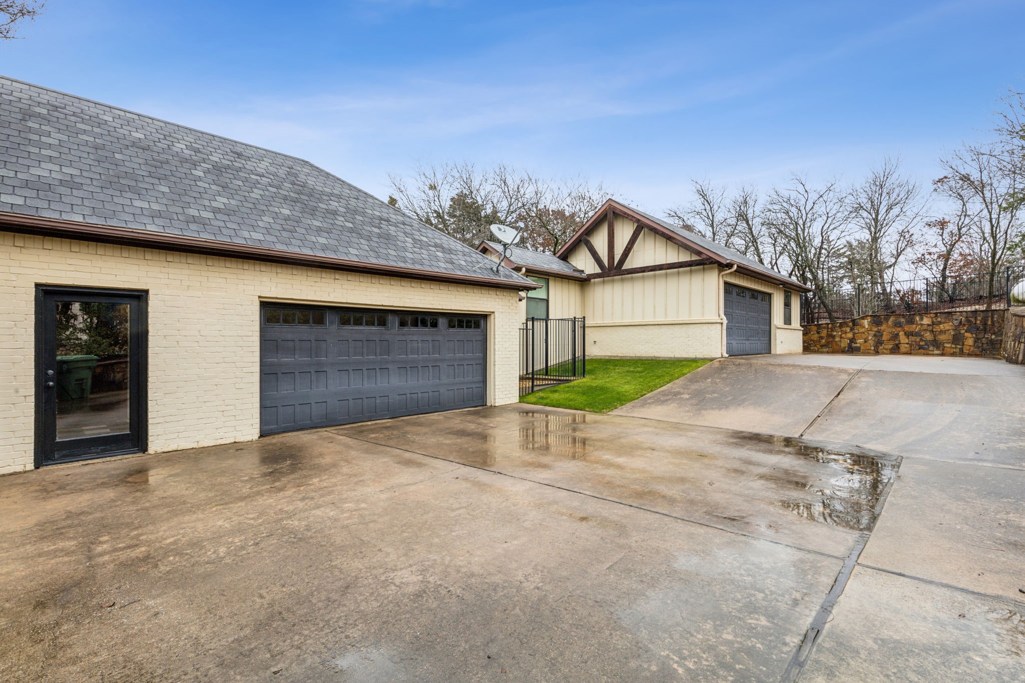 480 Ashwood Lane