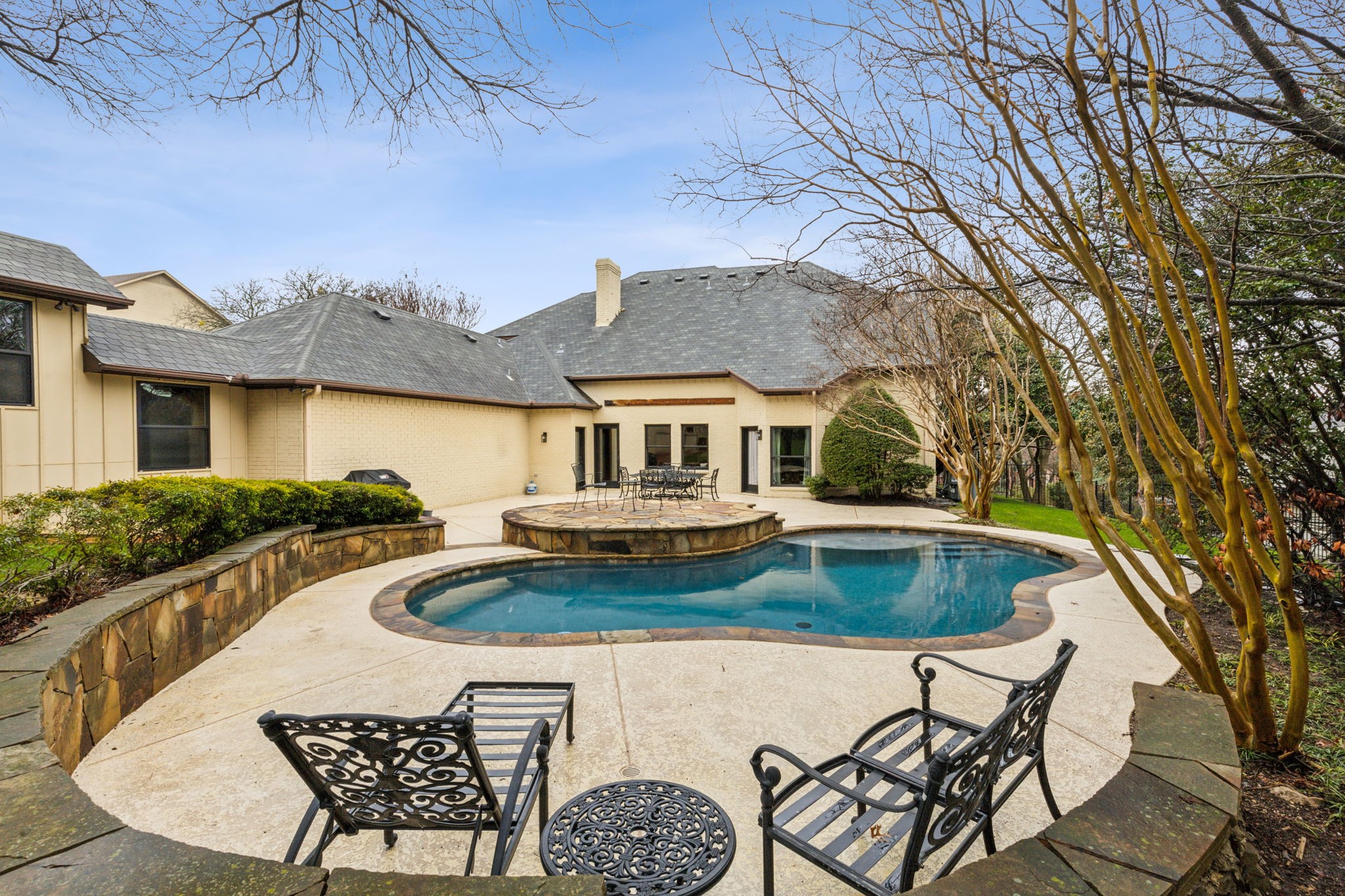 480 Ashwood Lane