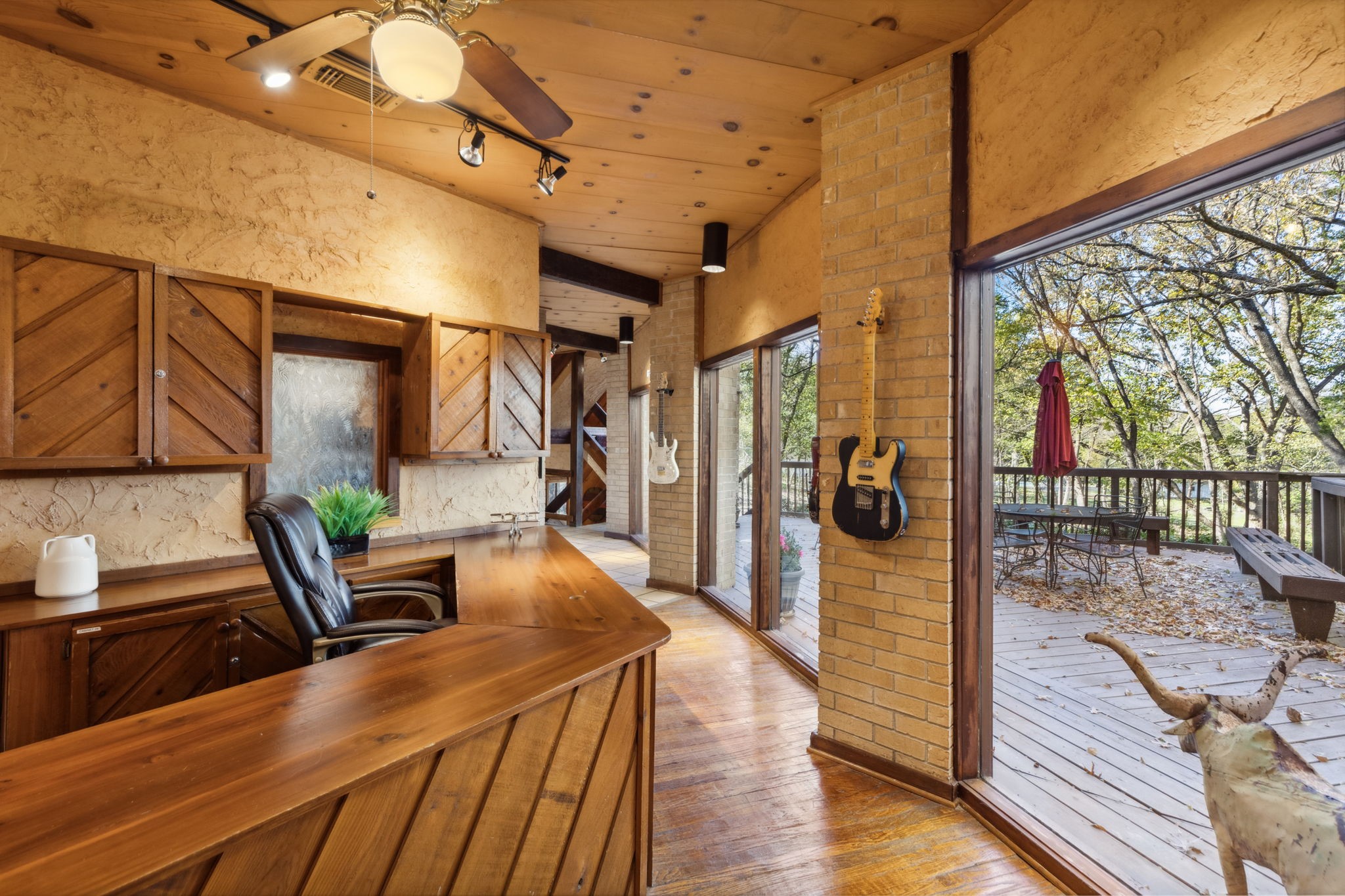 1311 Red Oak Trail
