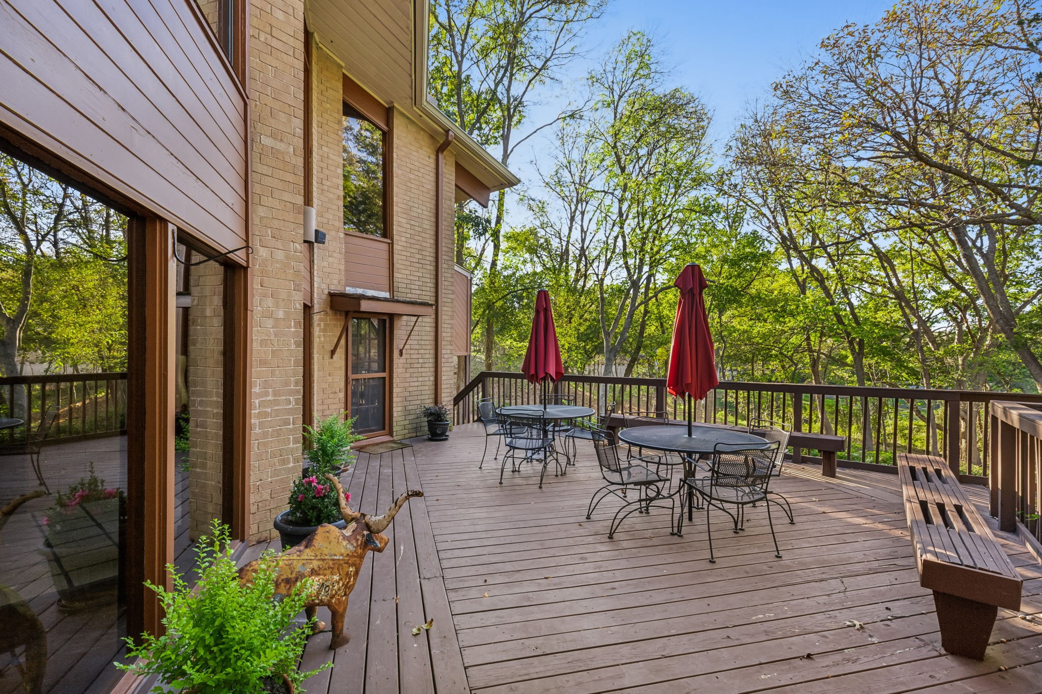 1311 Red Oak Trail