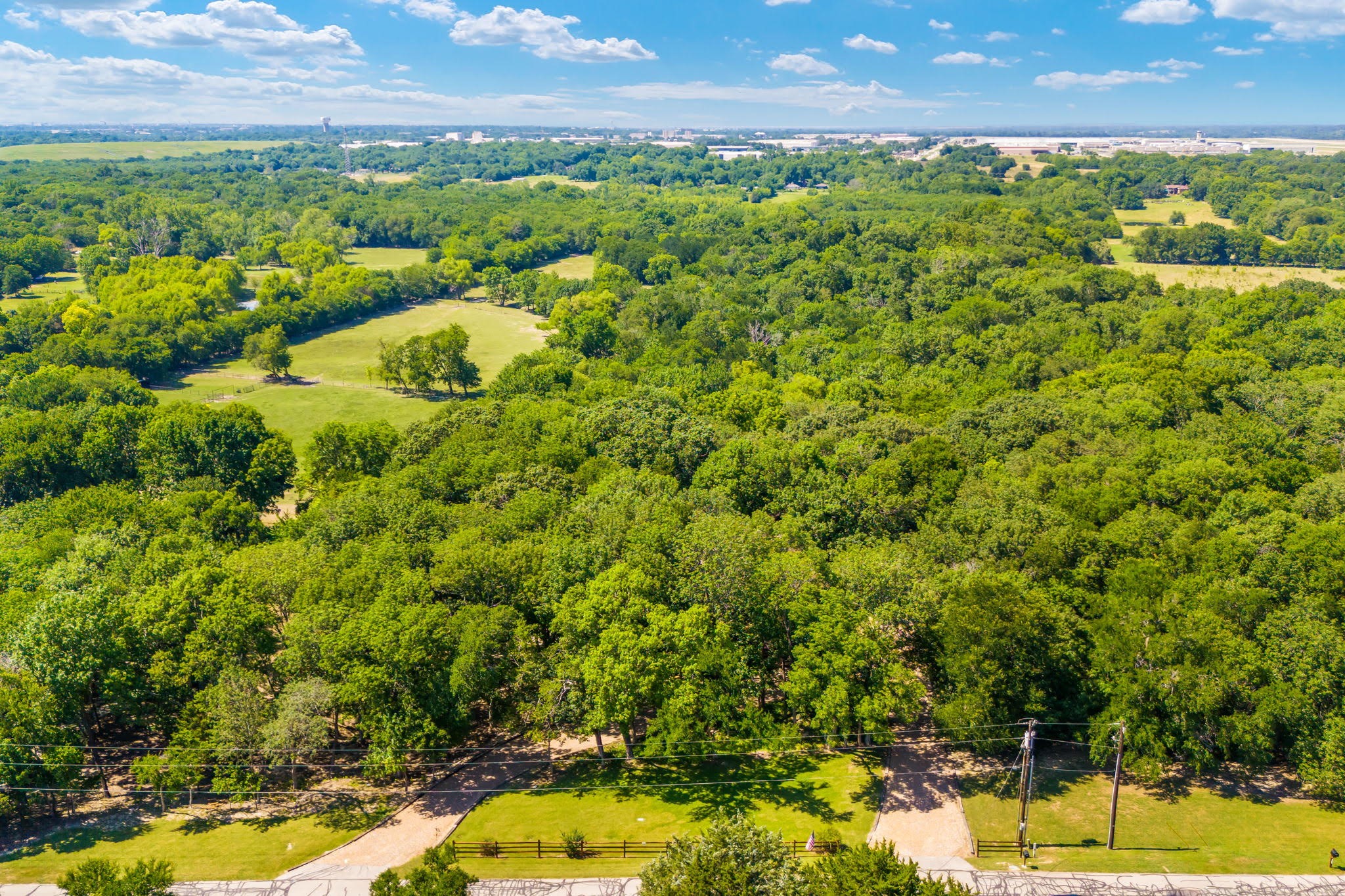 1311 Red Oak Trail