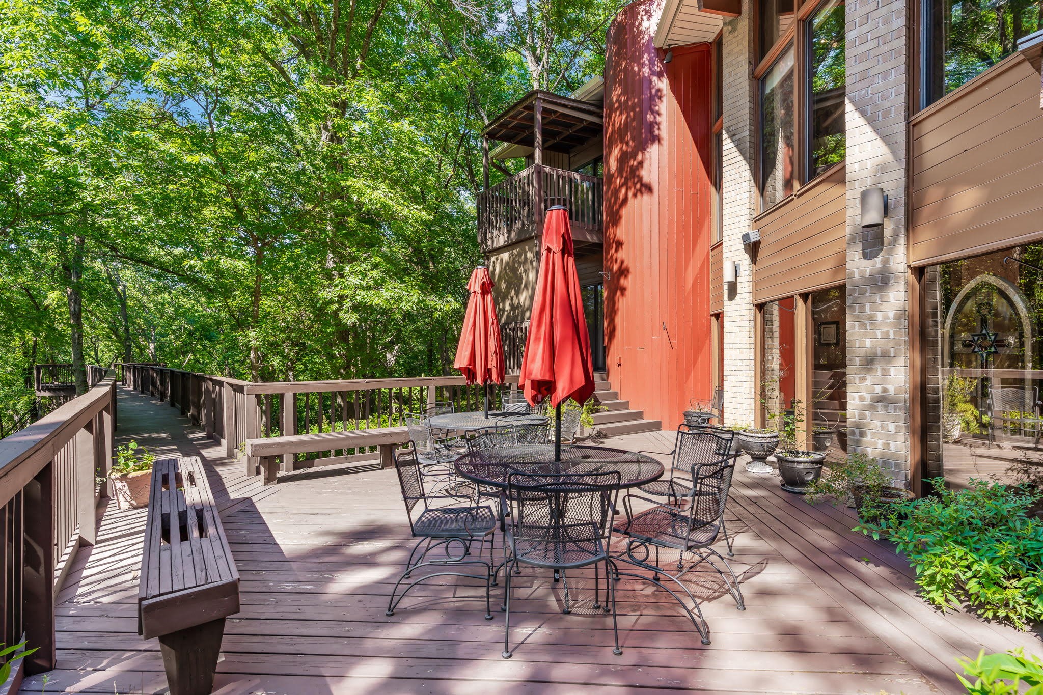 1311 Red Oak Trail