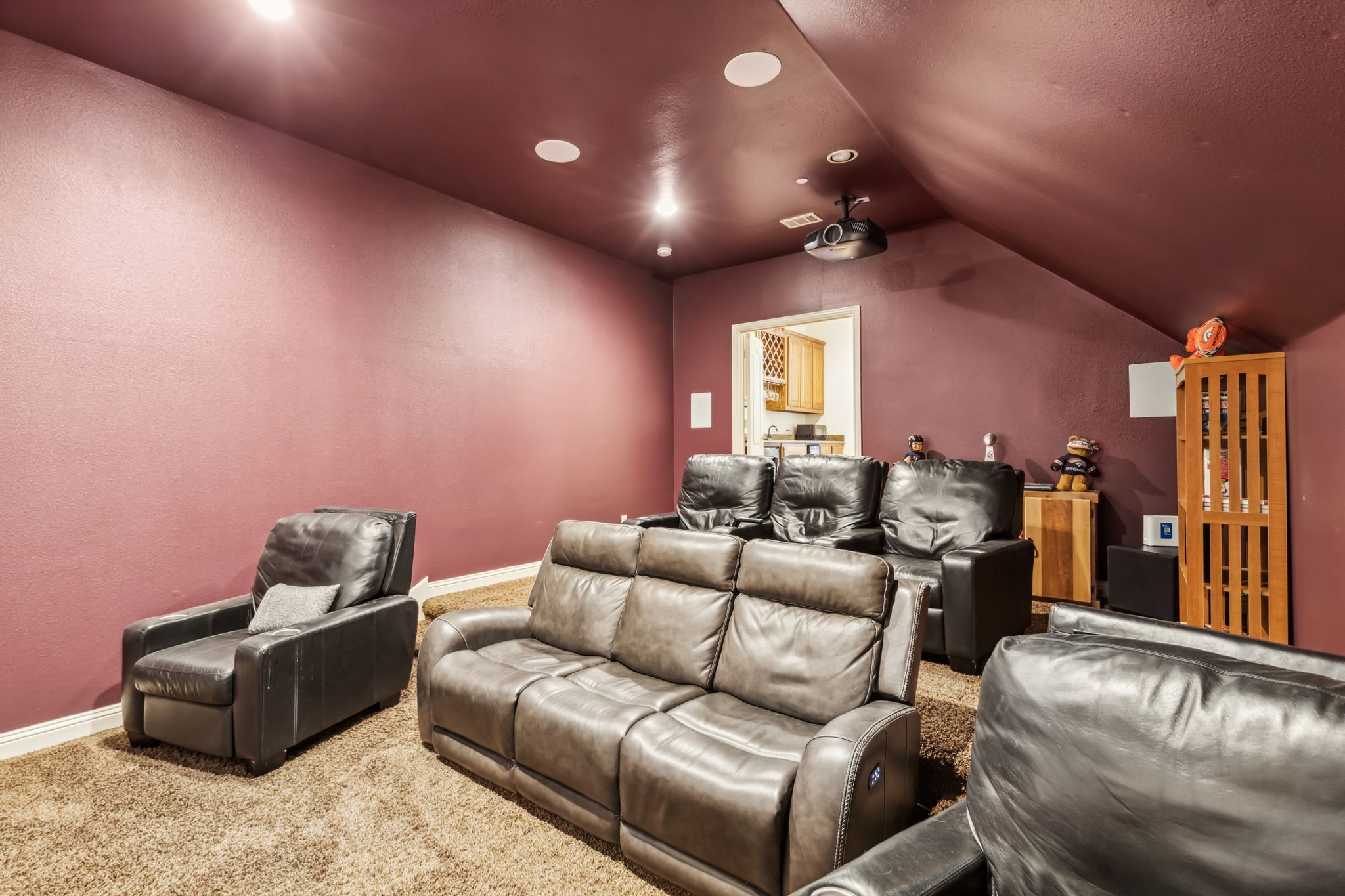 590 Talia Circle