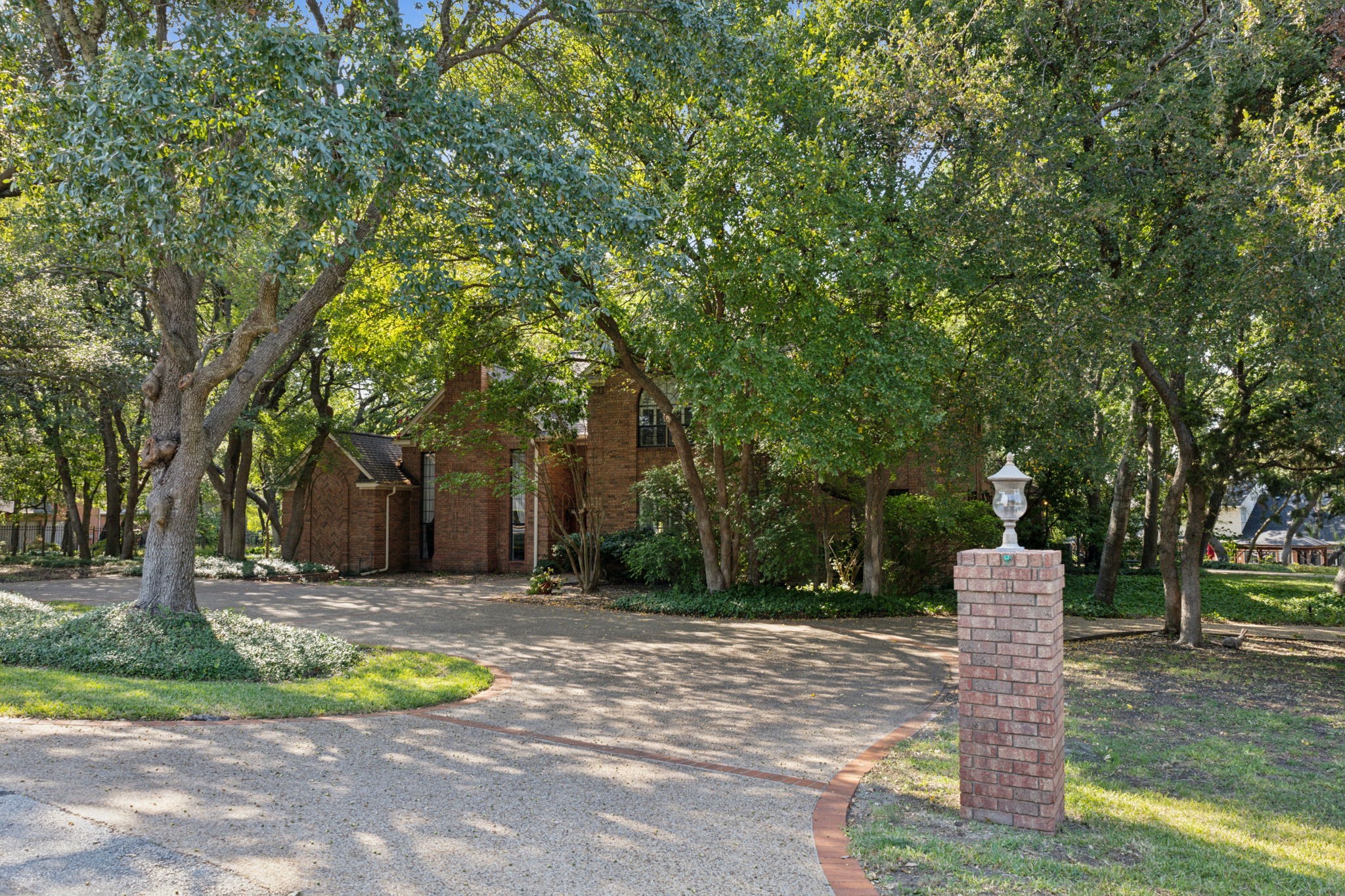 391 Oak Ridge Drive