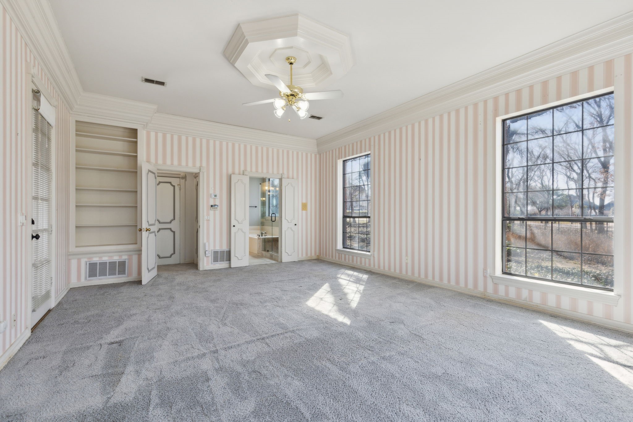 391 Oak Ridge Drive