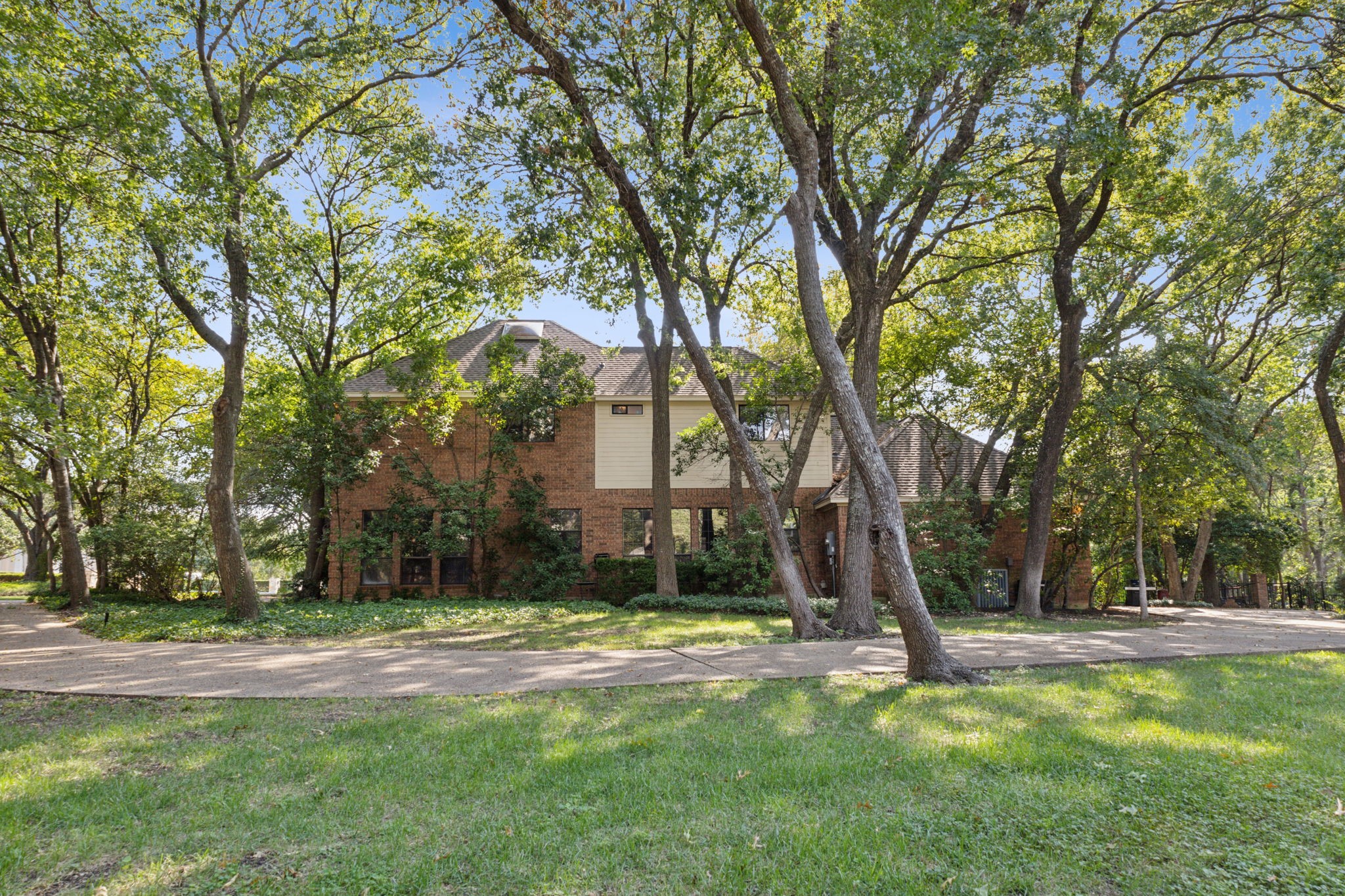391 Oak Ridge Drive