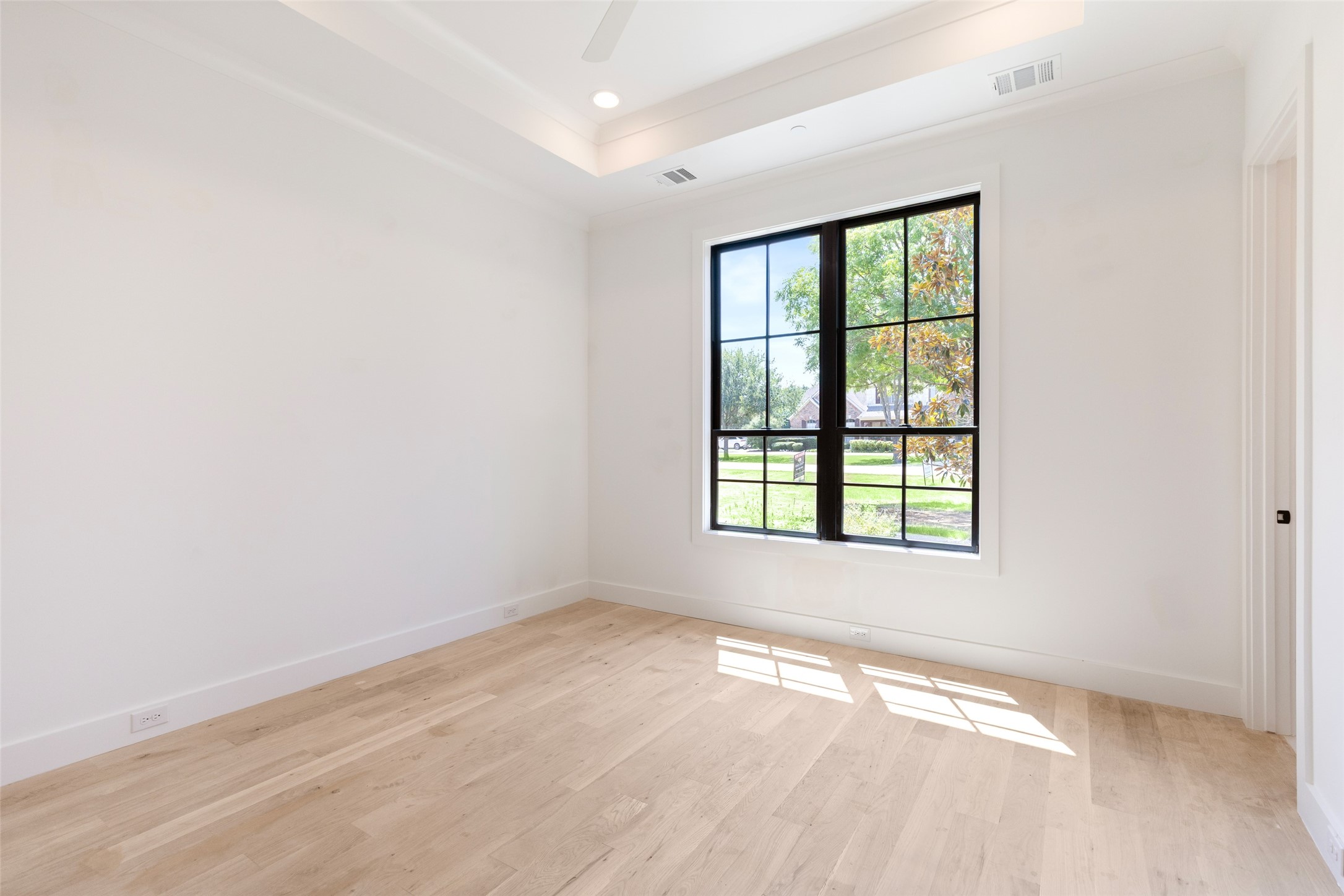 871 Beechwood Lane