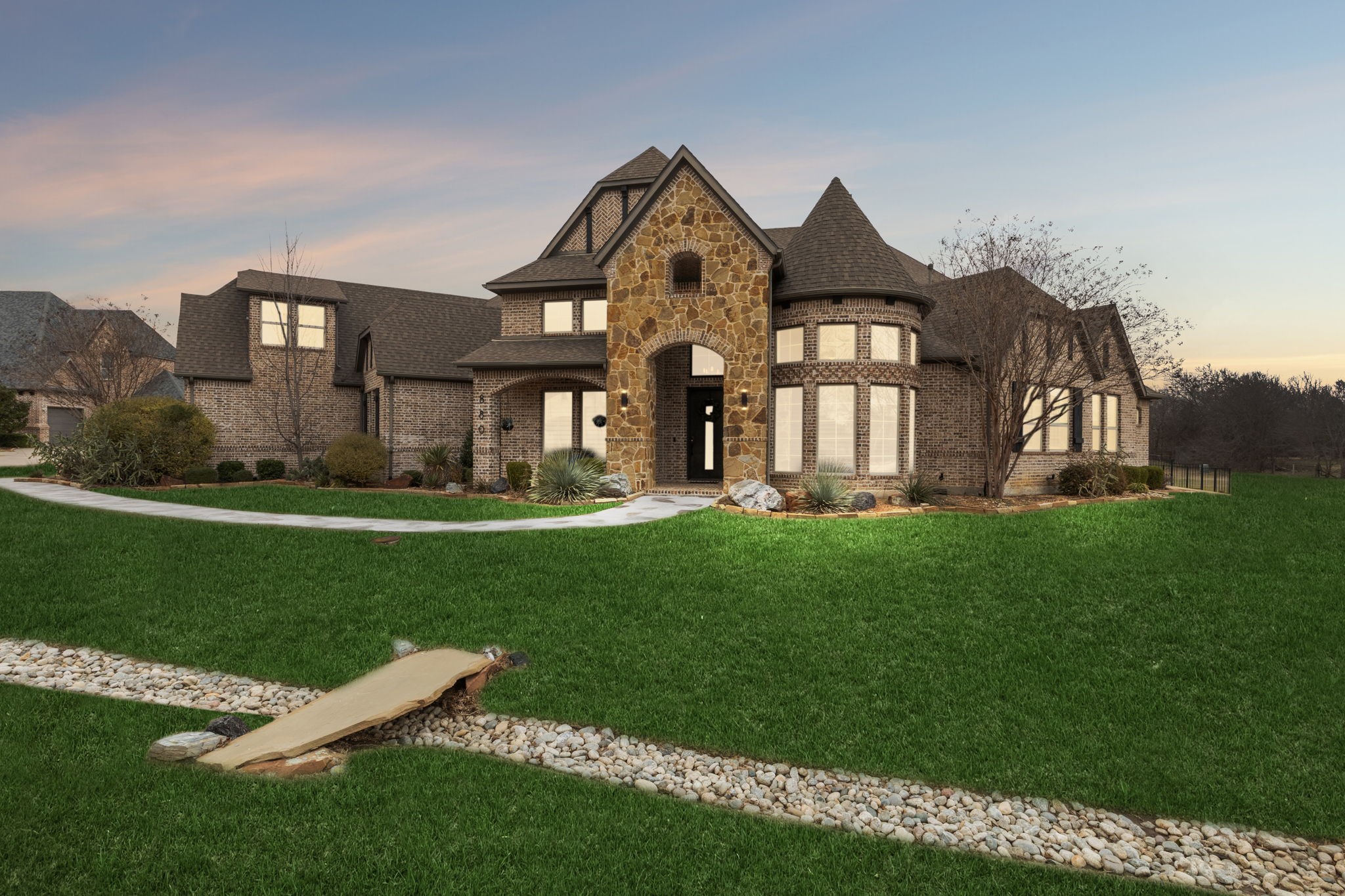 880 Maverick Court