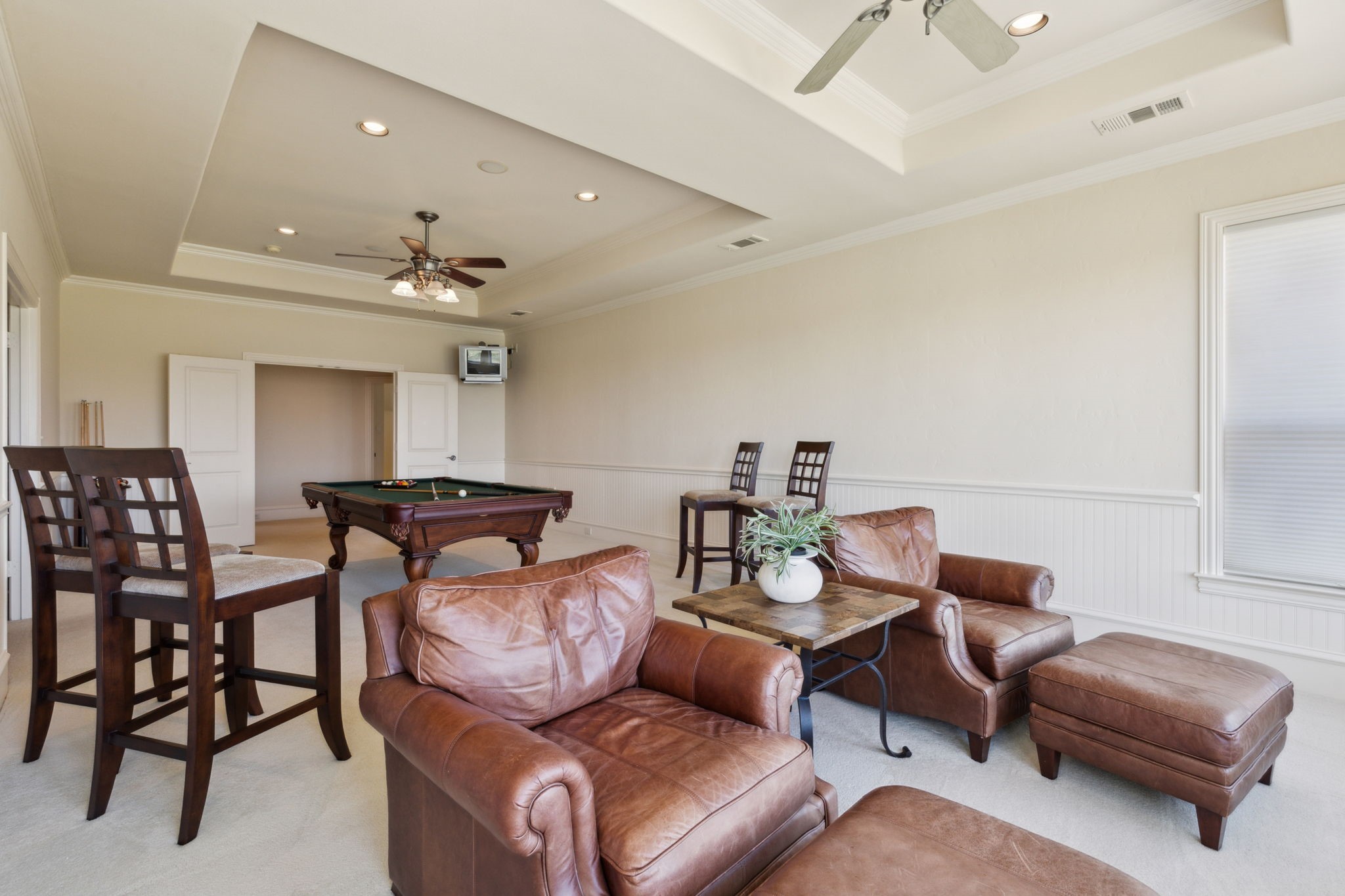 5009 Edgewater Court