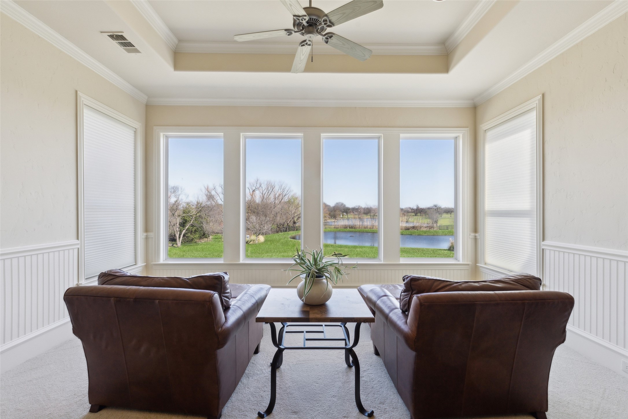 5009 Edgewater Court