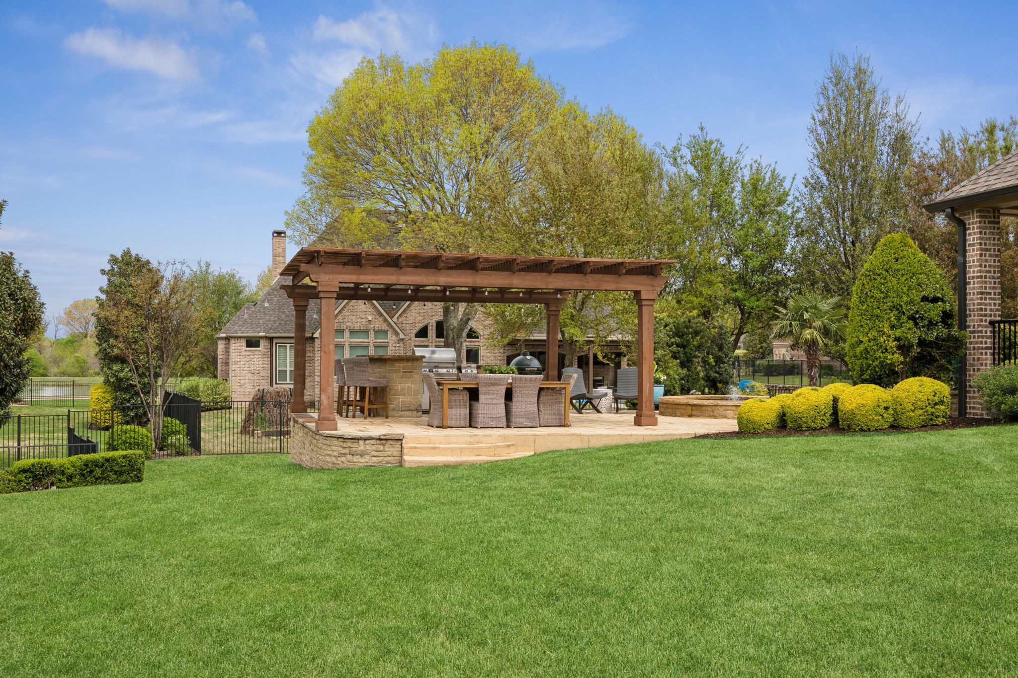 913 Stone Cottage Lane