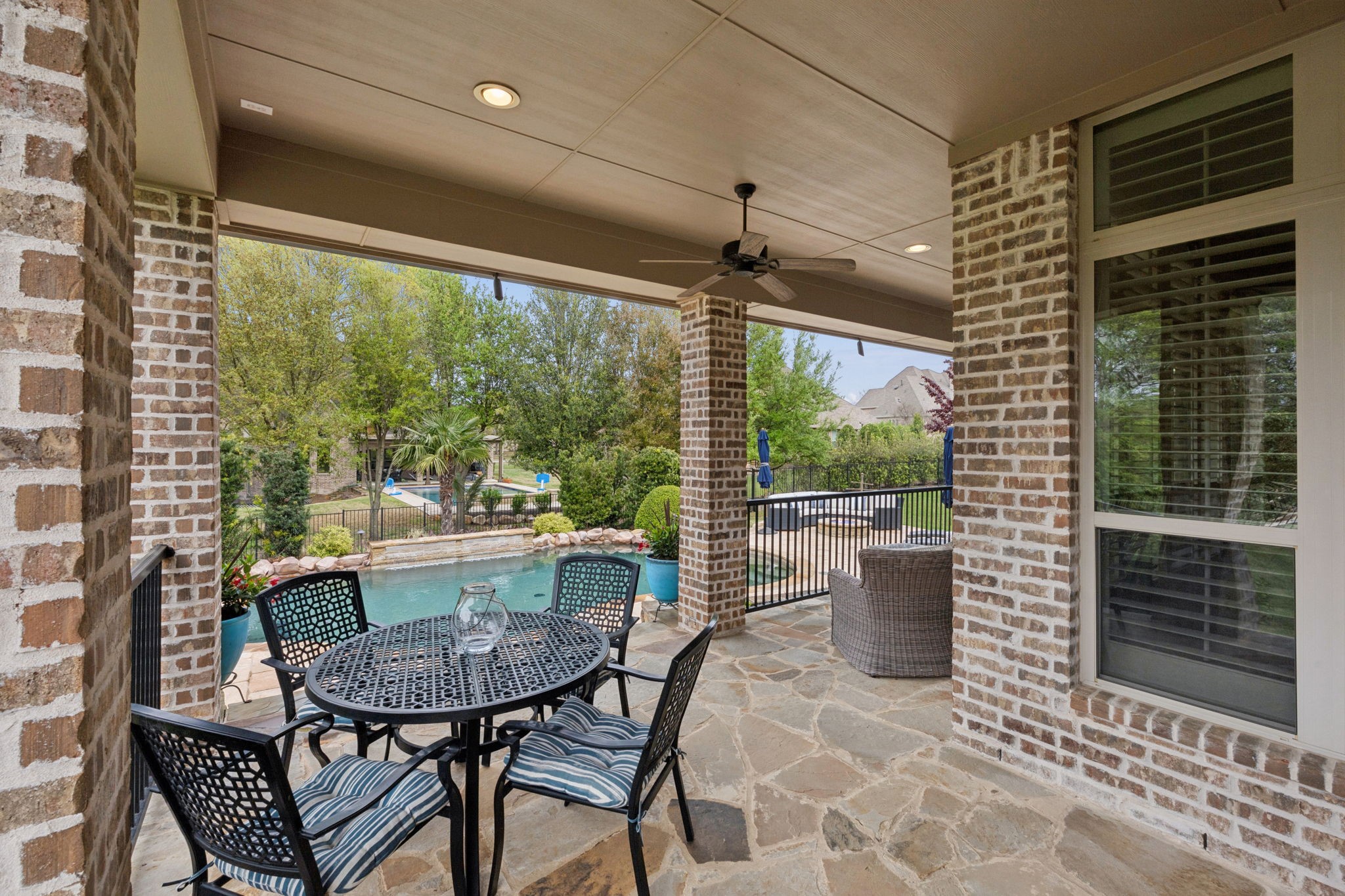 913 Stone Cottage Lane