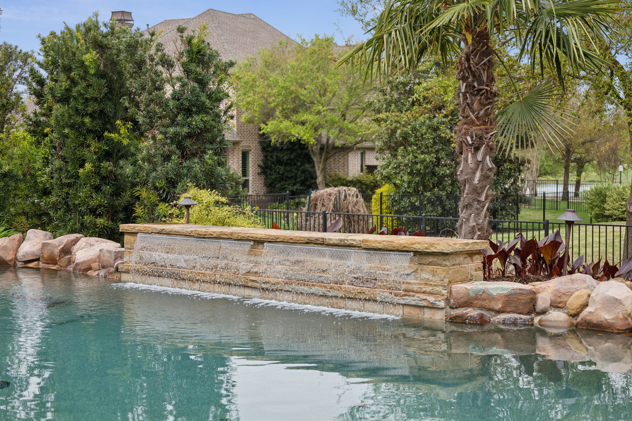 913 Stone Cottage Lane