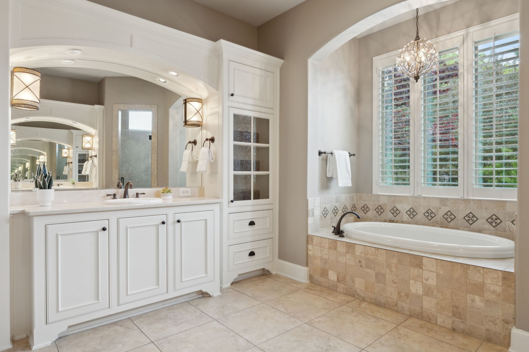 913 Stone Cottage Lane